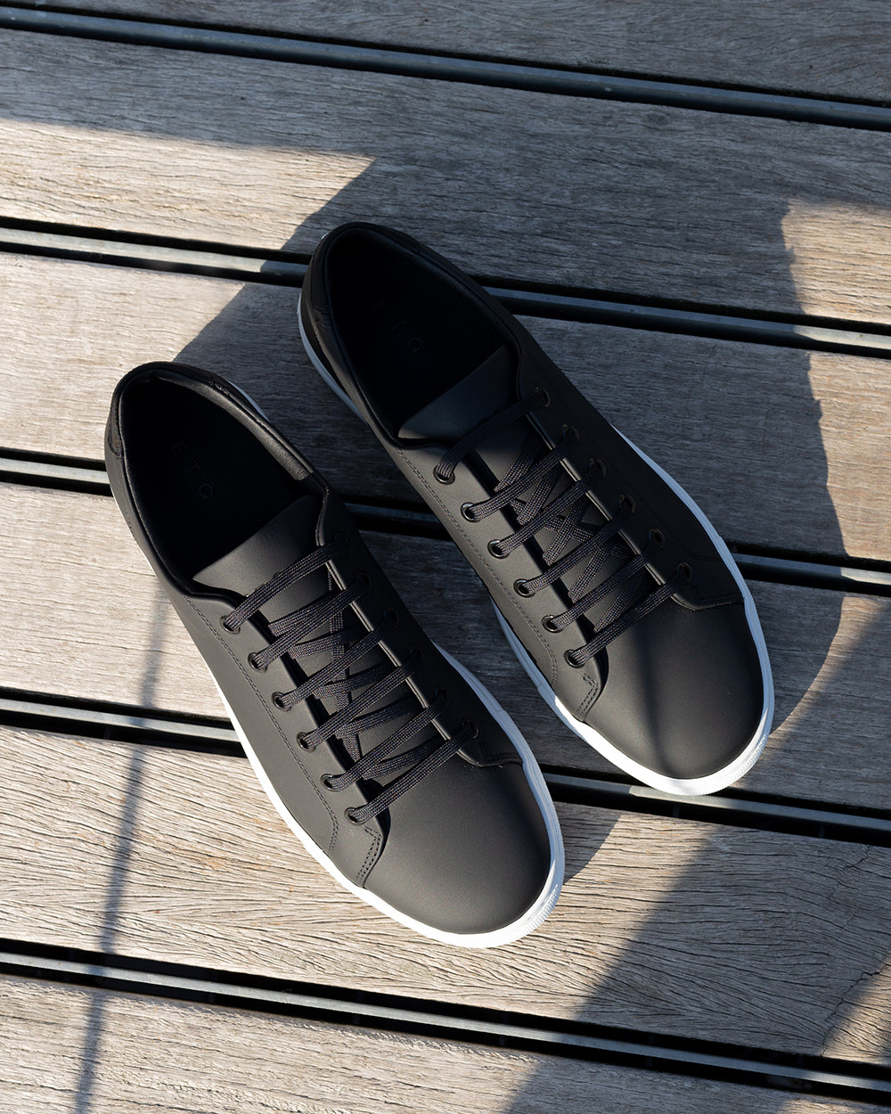 LT 01 Court Lite Jet Black
