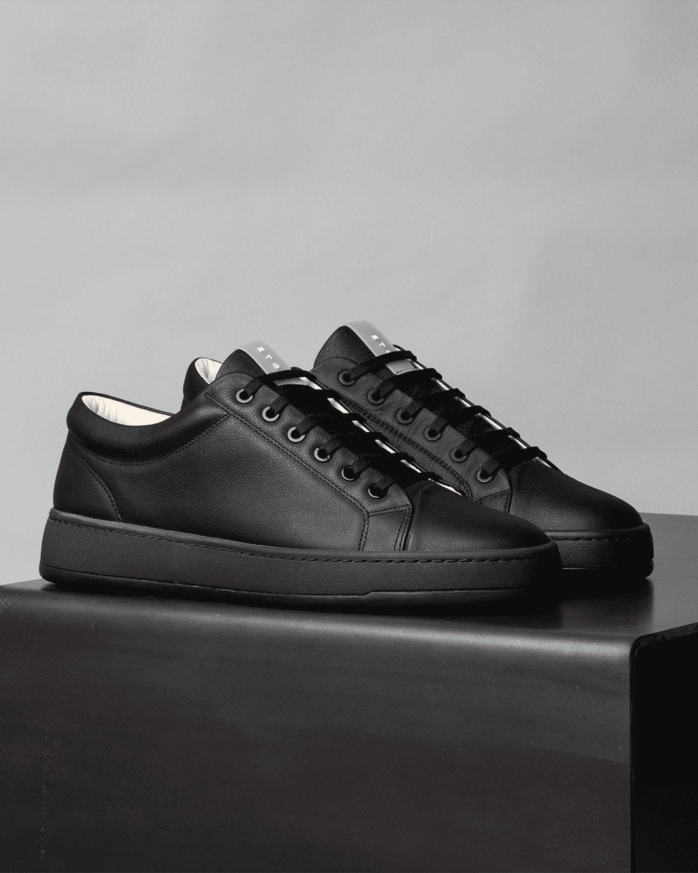 LT 01 Premium Nappa All Black