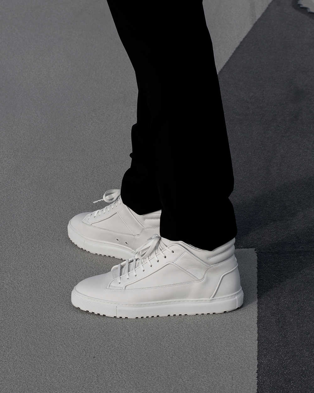 MT 02 Rugged White