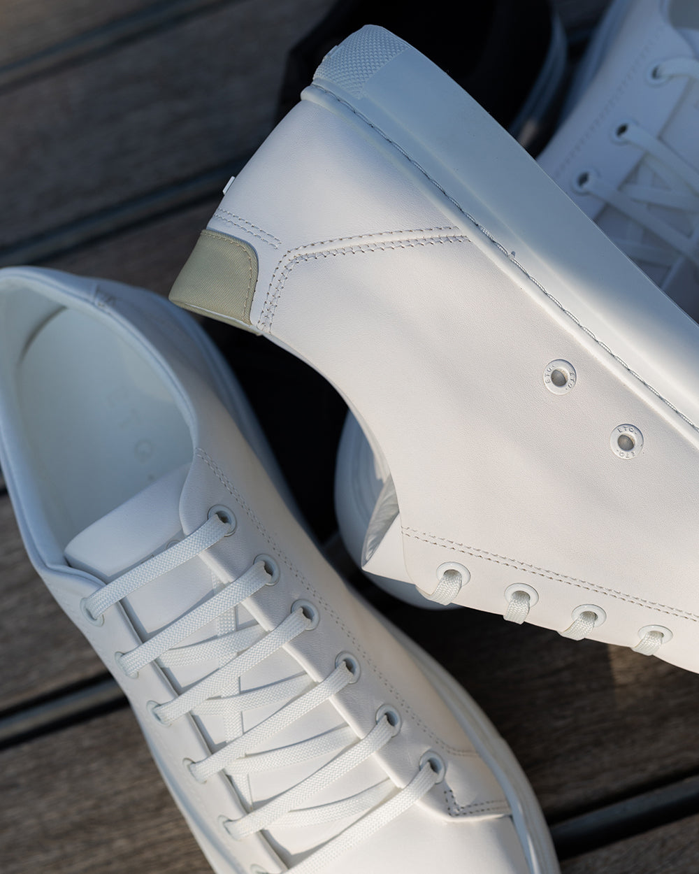 LT 01 Court Lite White / Sand