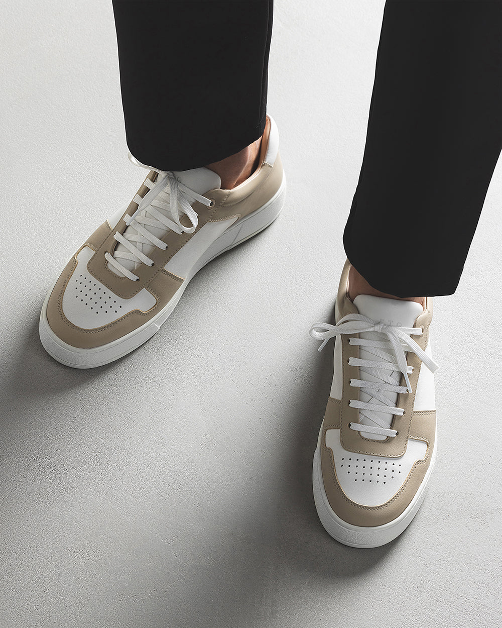 LT 07 Premium Nappa White / Sand