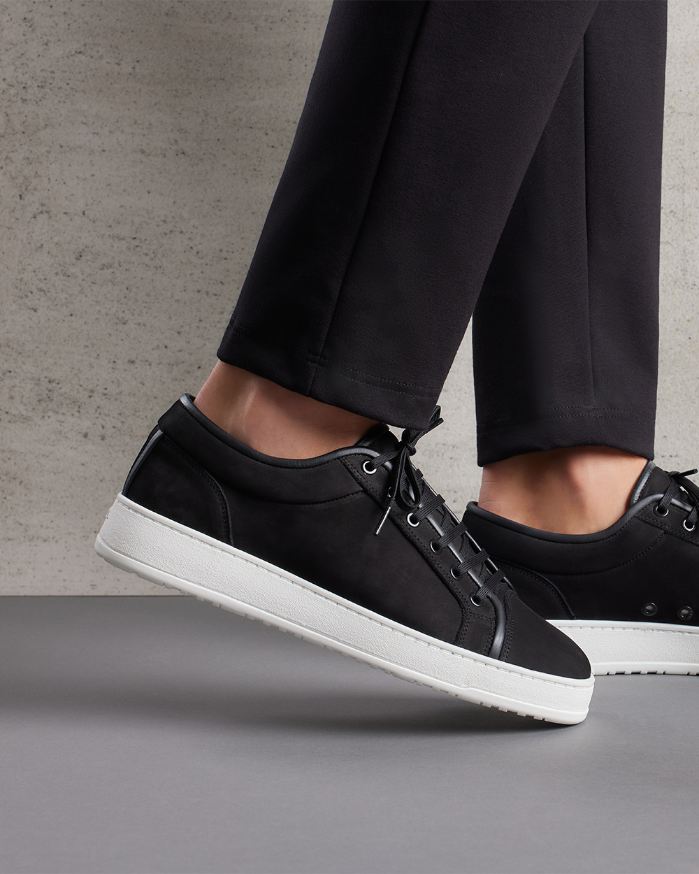 LT 01 Shades Nubuck Jet Black