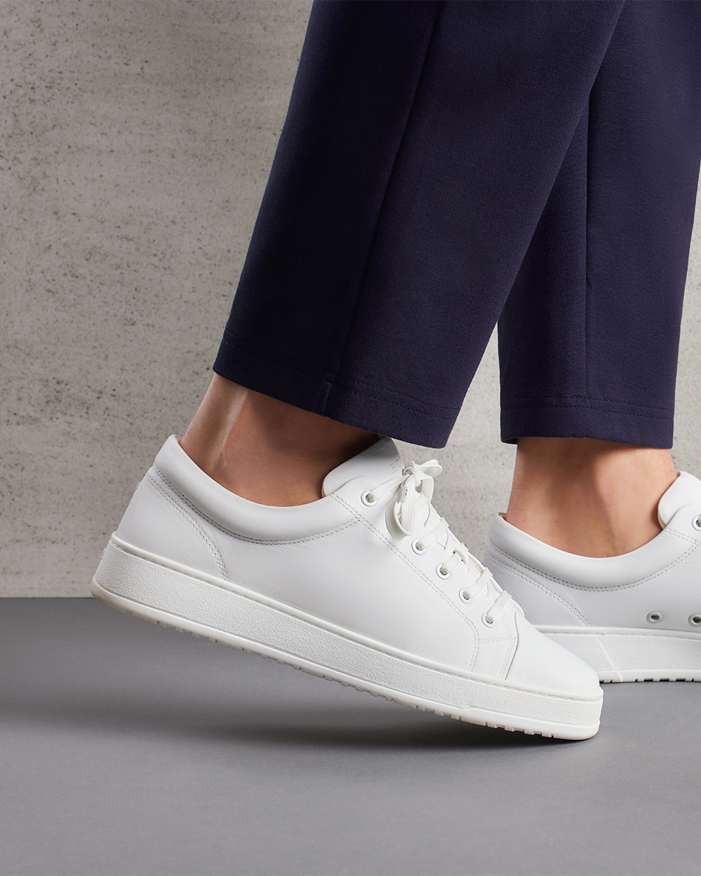 LT 01 Premium Nappa White