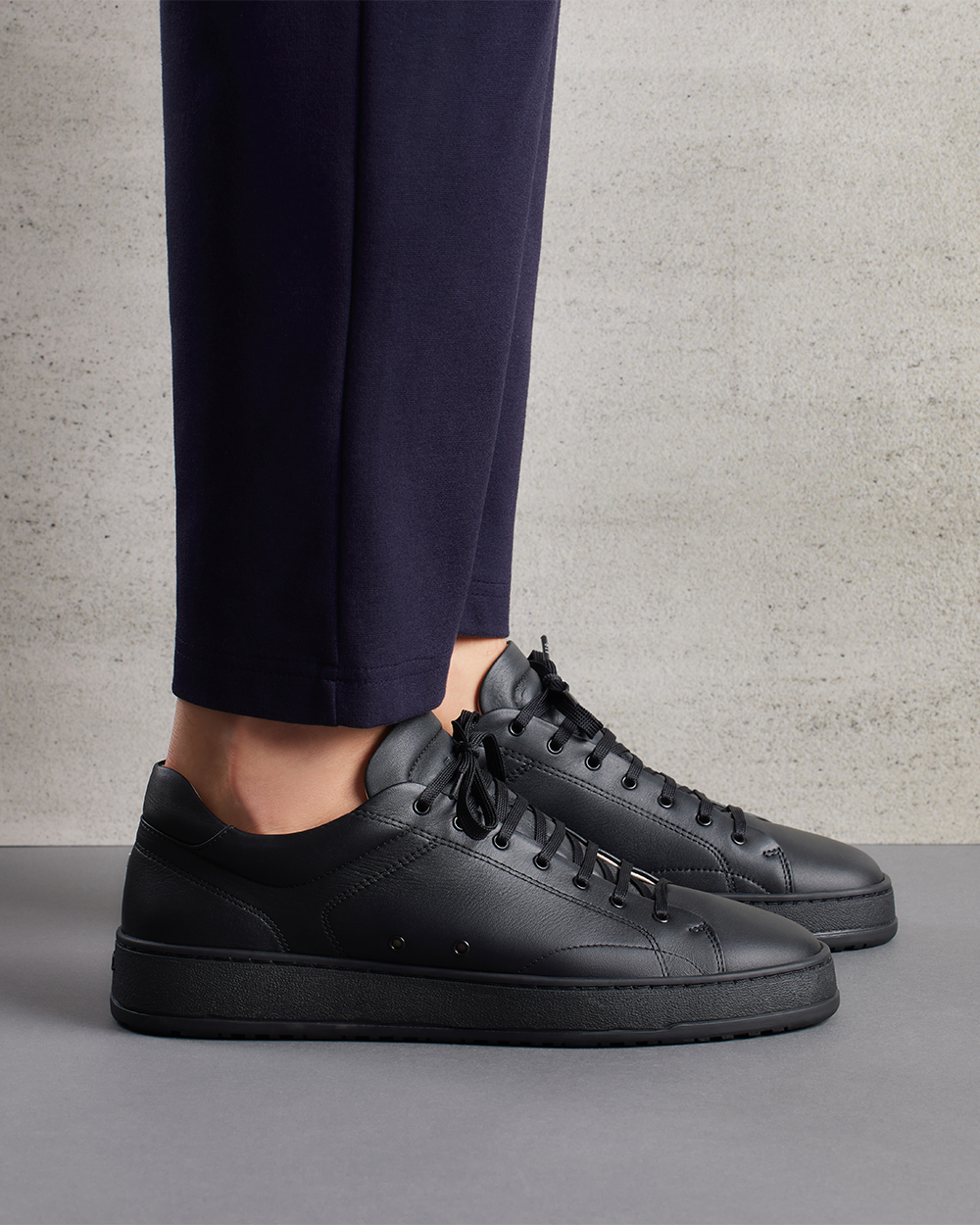 LT 04 Premium Nappa All Black