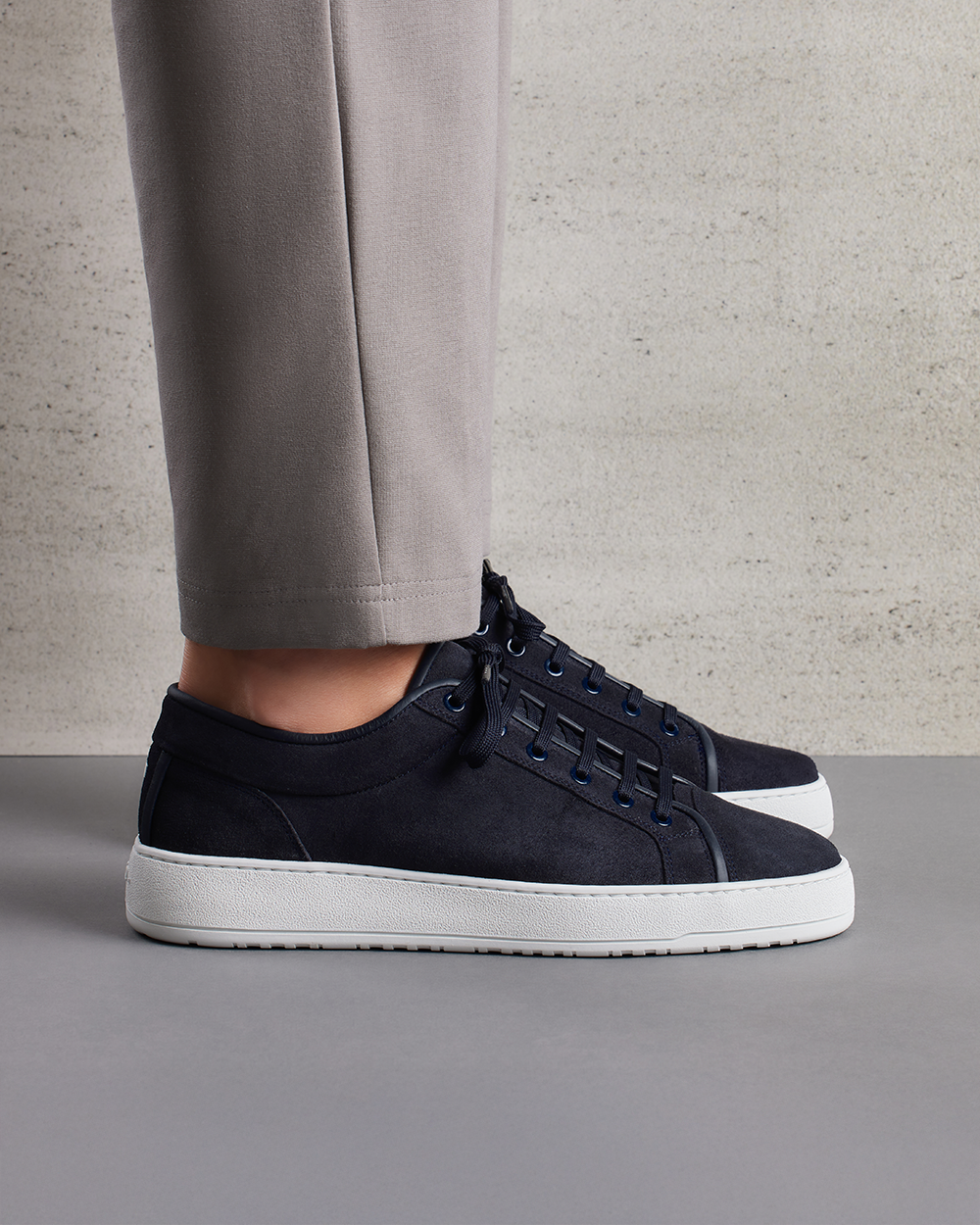 LT 01 Shades Suede Blueberry