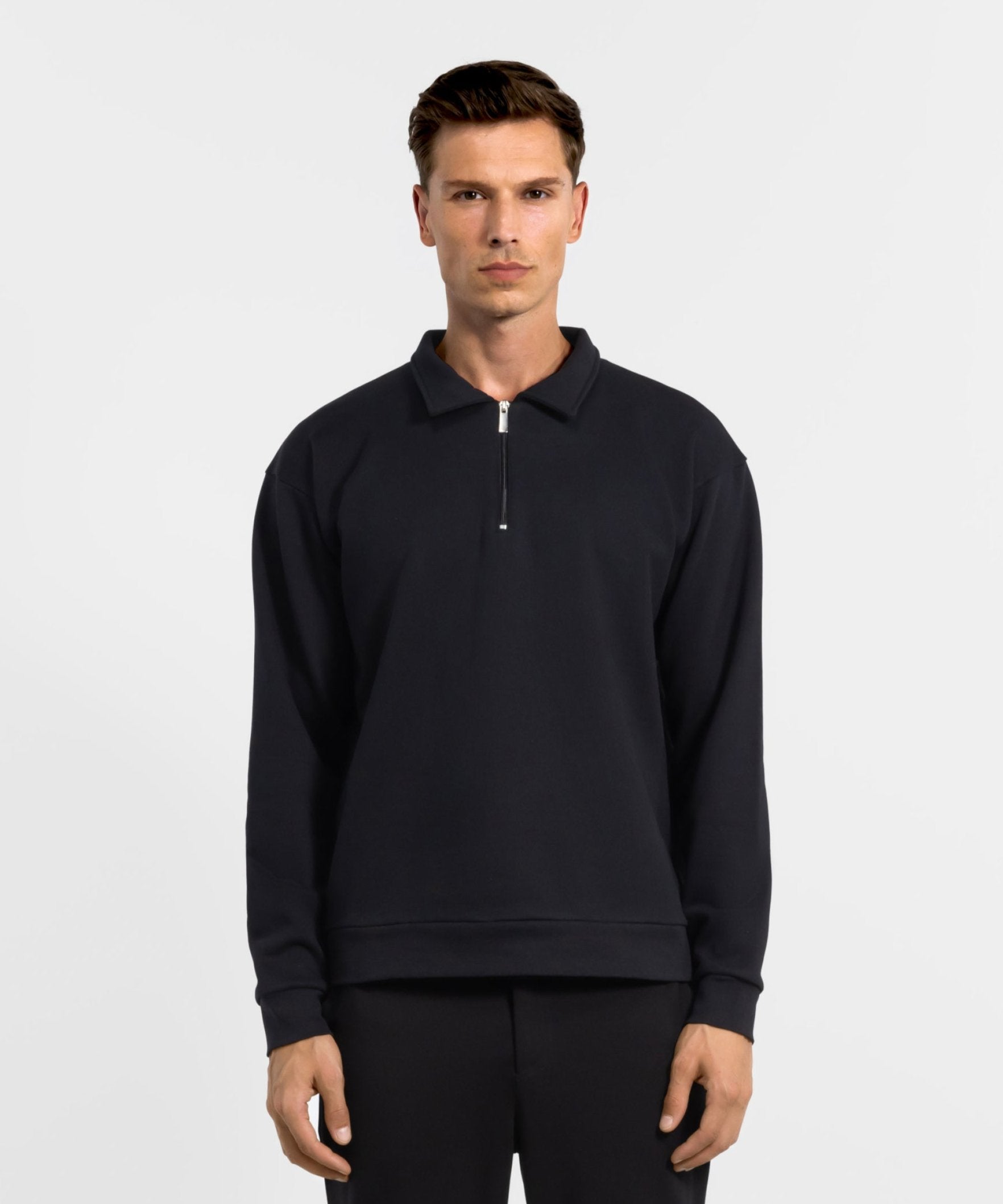 SW 02 Essence Half Zip Black