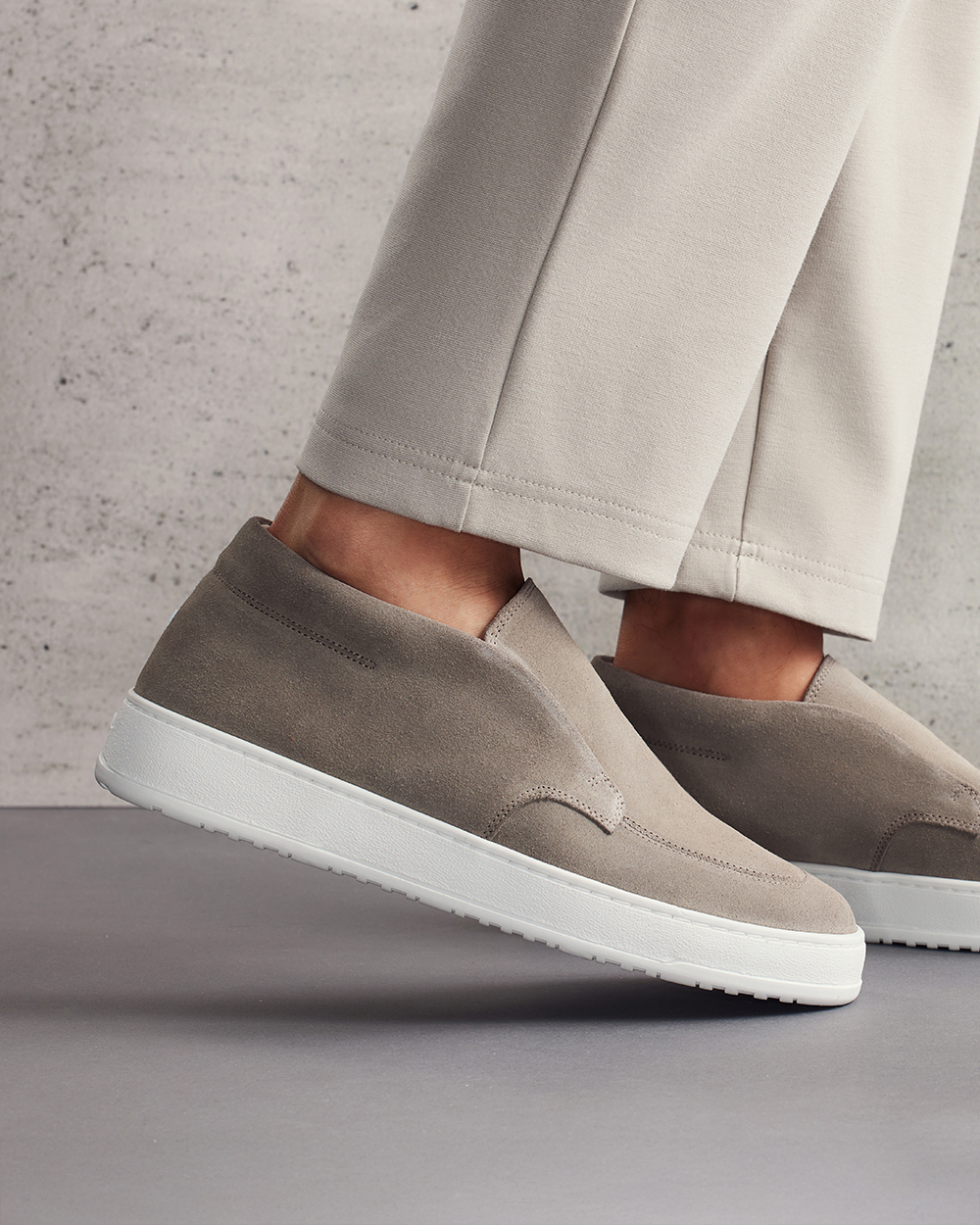 ML 01 Suede Desert Taupe