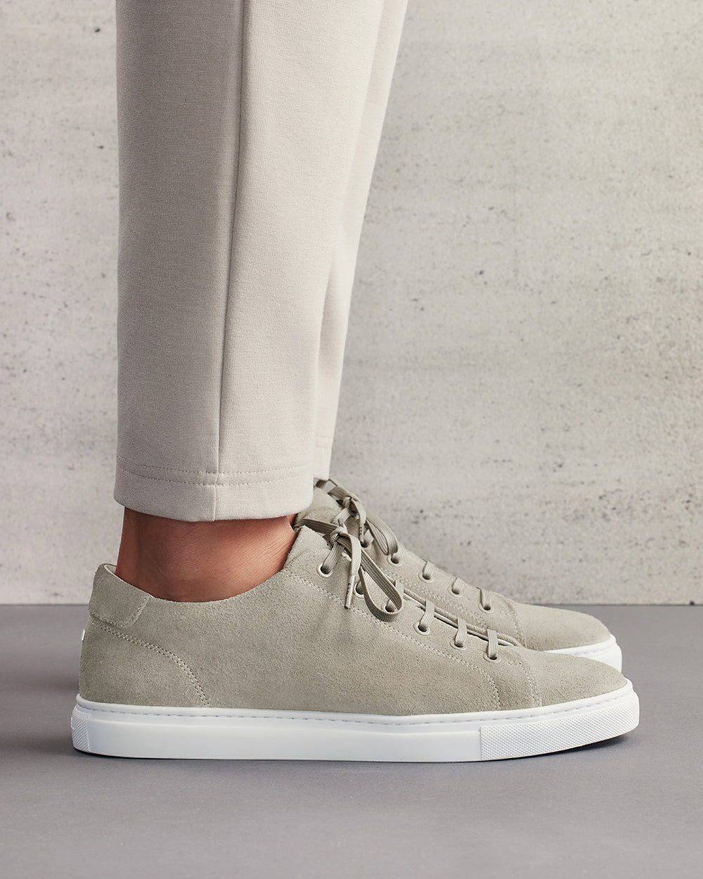 LT 01 Court Lite Suede Dark Sand