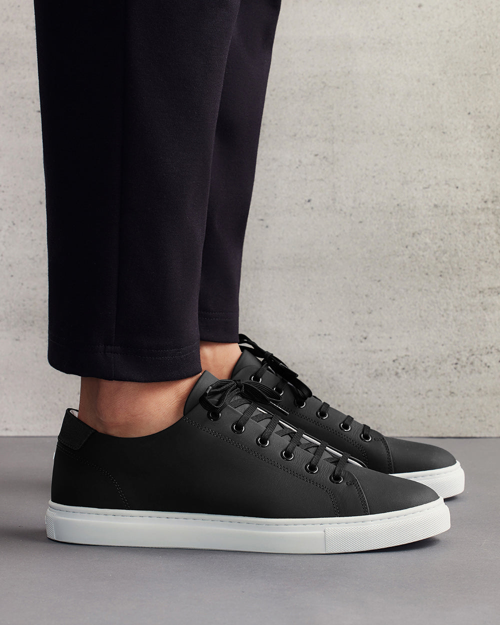 LT 01 Court Lite Premium Nappa Jet Black