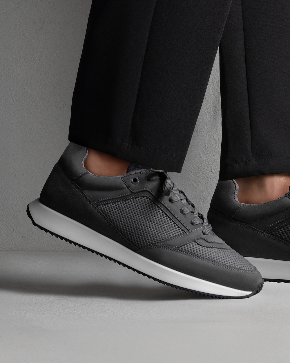 RS 01 Lightweight Anthracite