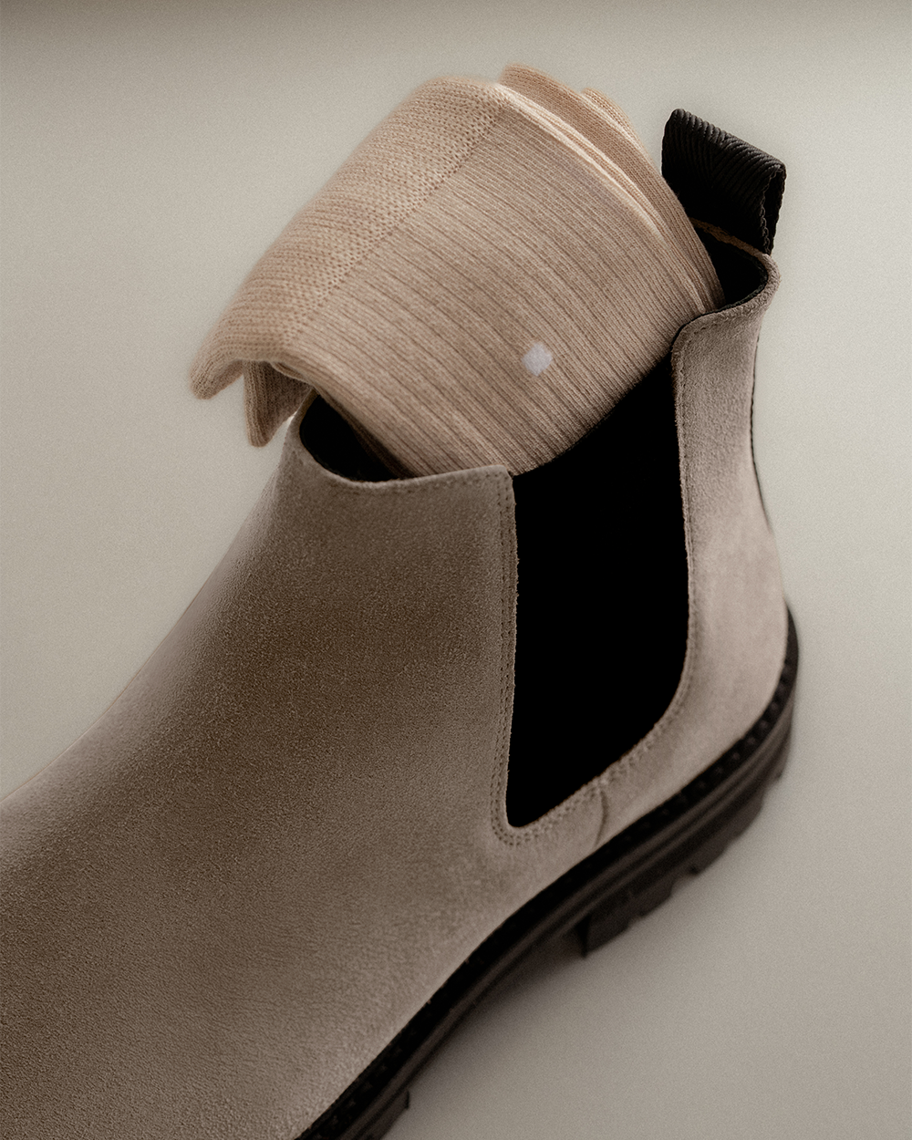 CB 01 Rugged Suede Desert Taupe