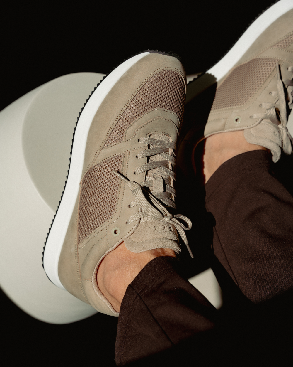 RS 01 Lightweight Desert Taupe