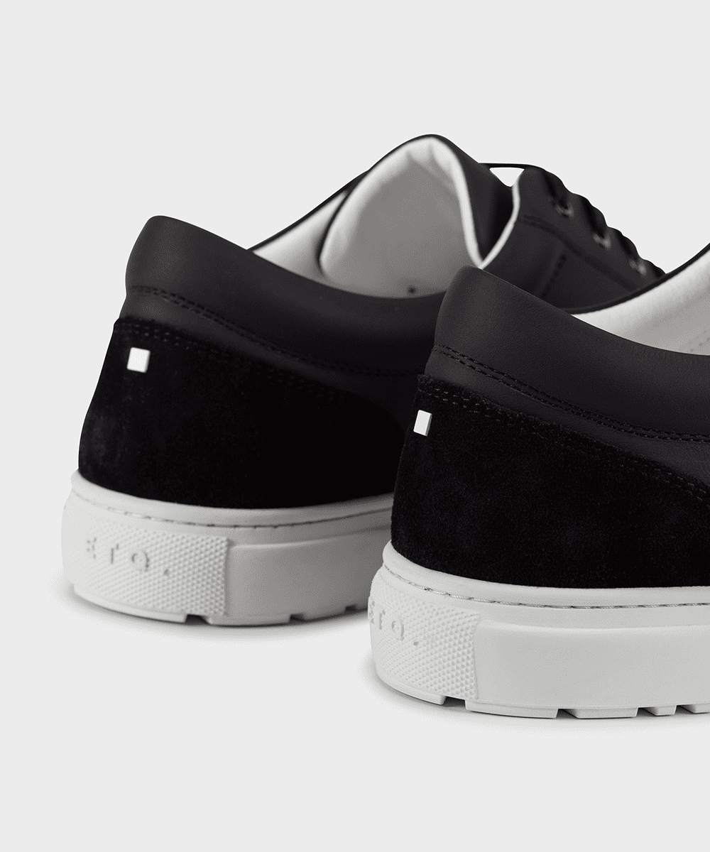 LT 02 Rugged Jet Black