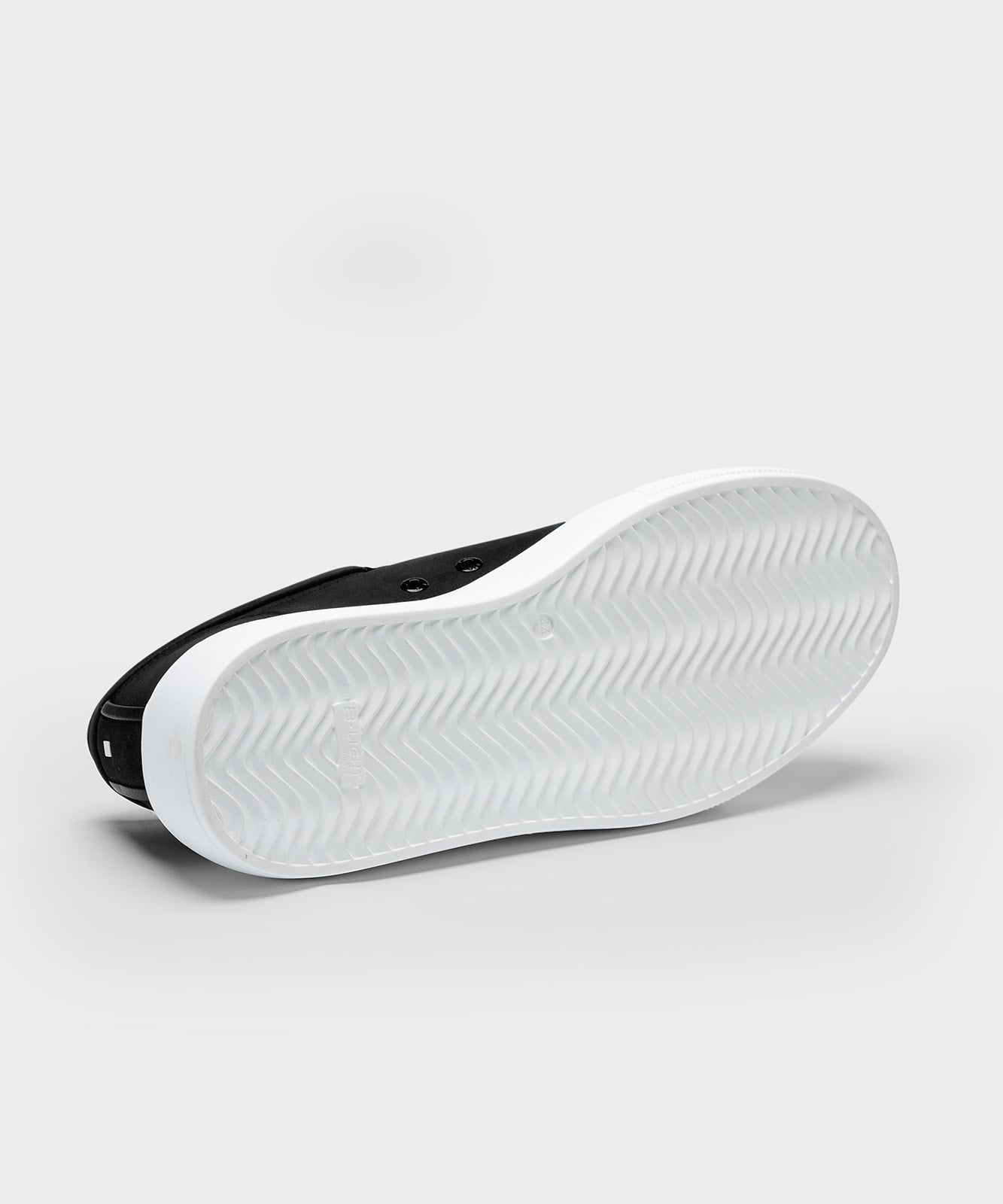 LT 01 Shades Platform Jet Black