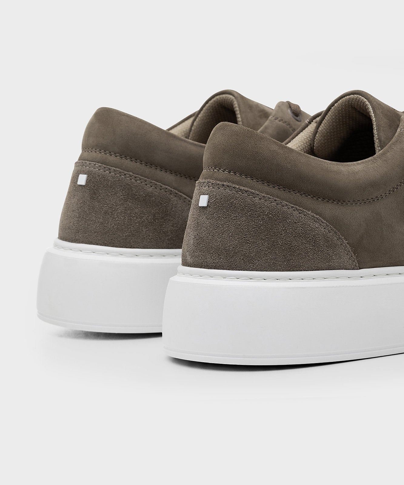 LT 02 Platform Nubuck Desert Taupe