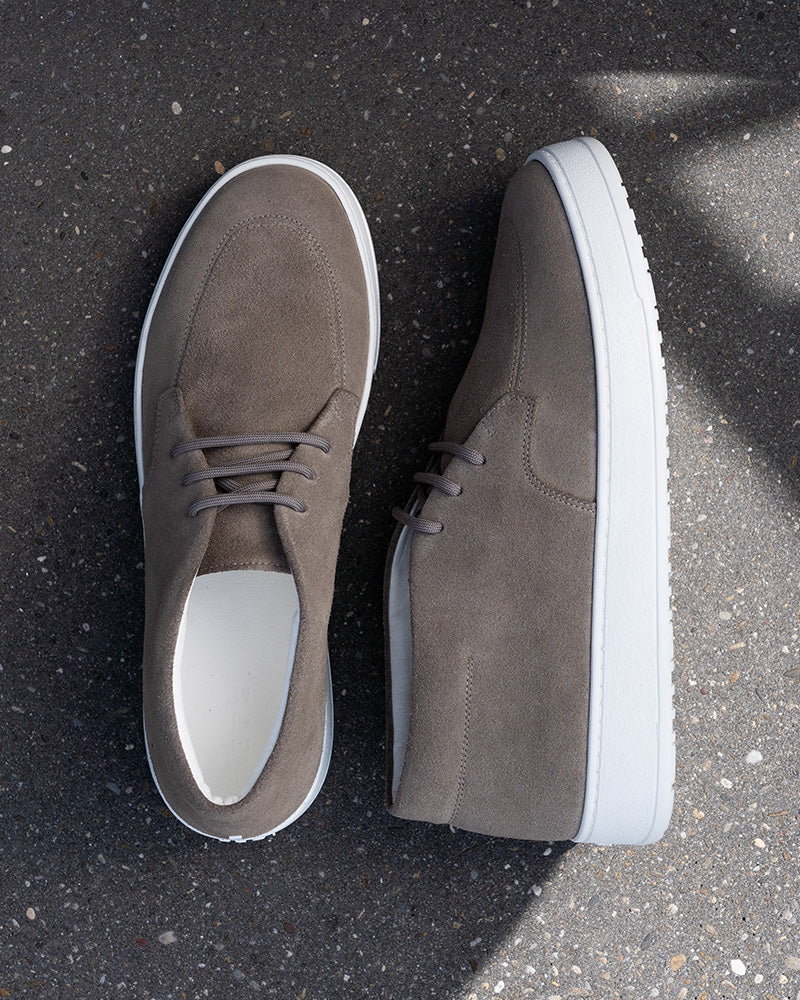 DB 01 Suede Desert Taupe