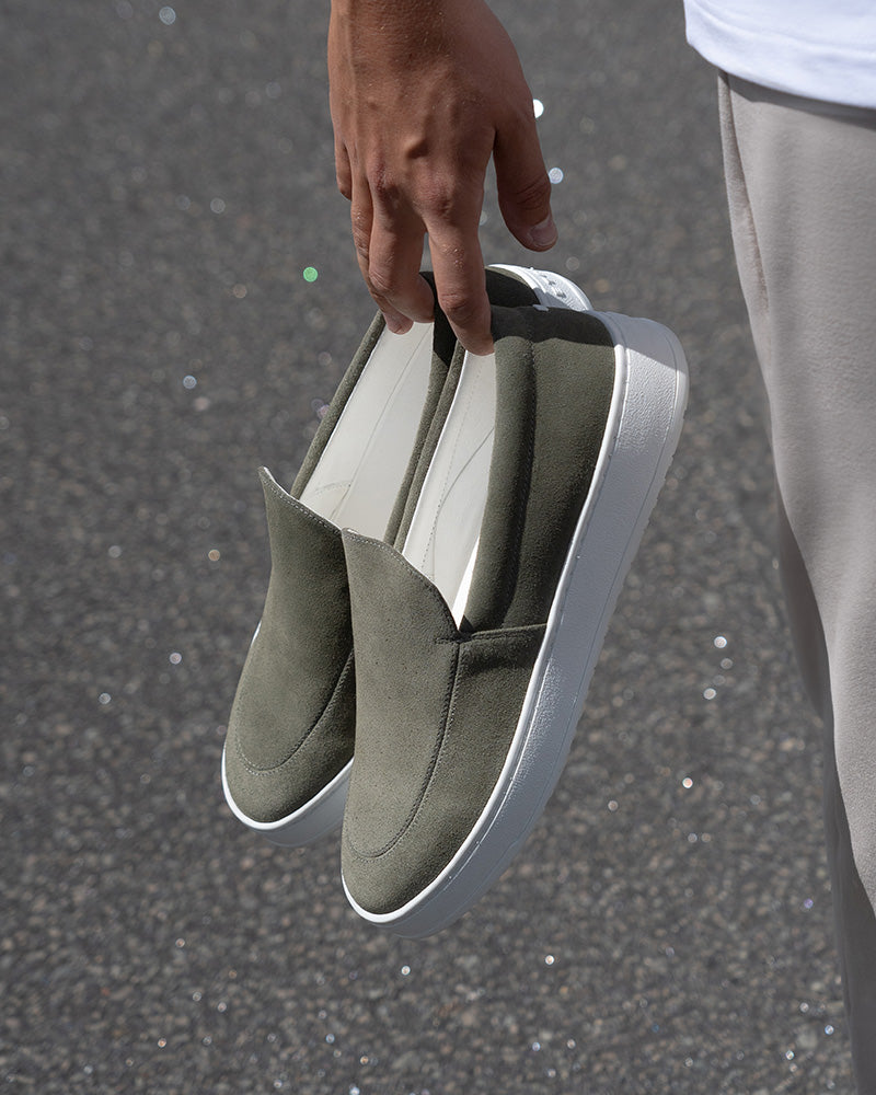 LS 01 Suede Vetiver Green