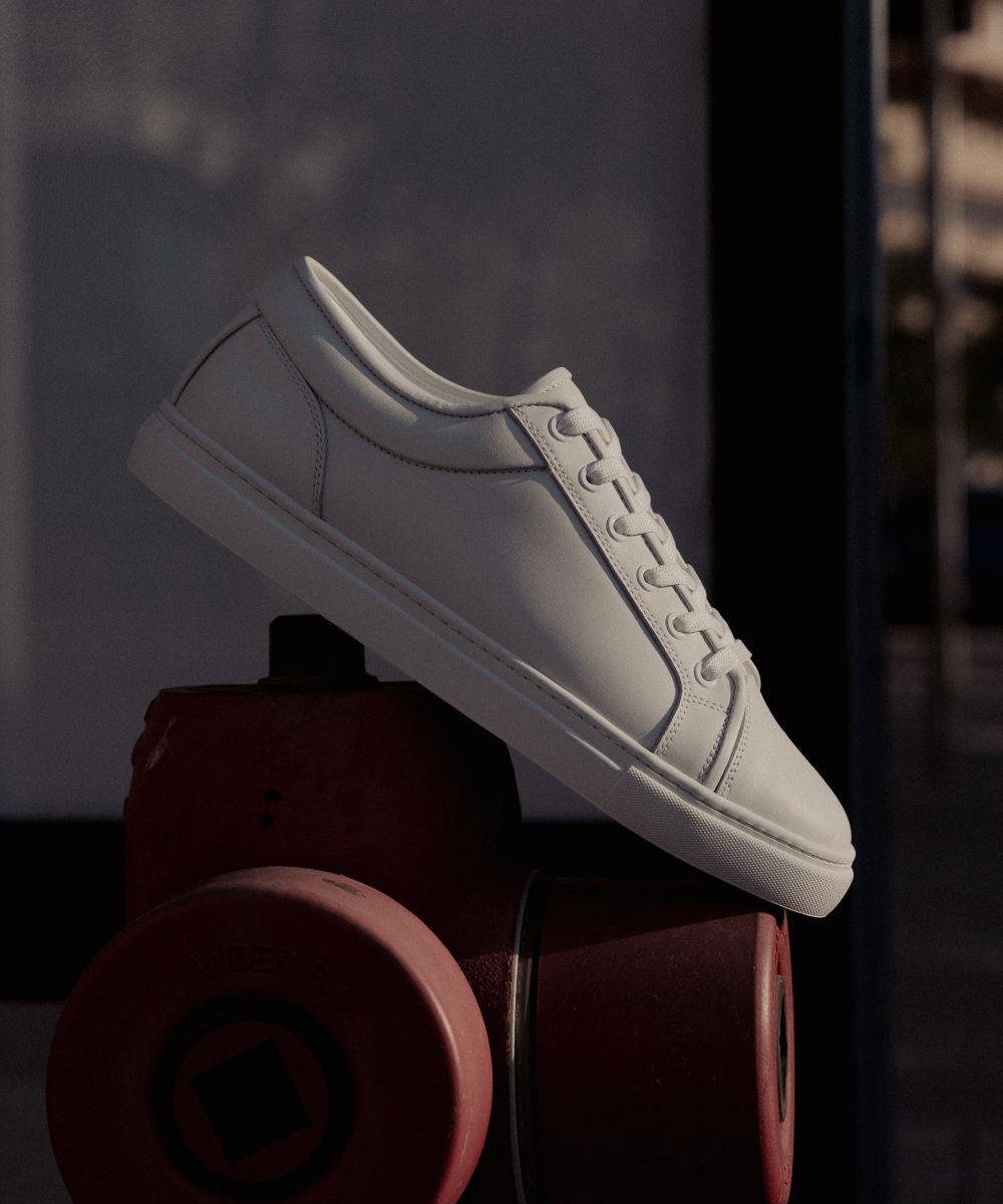 LT 01 Essence White