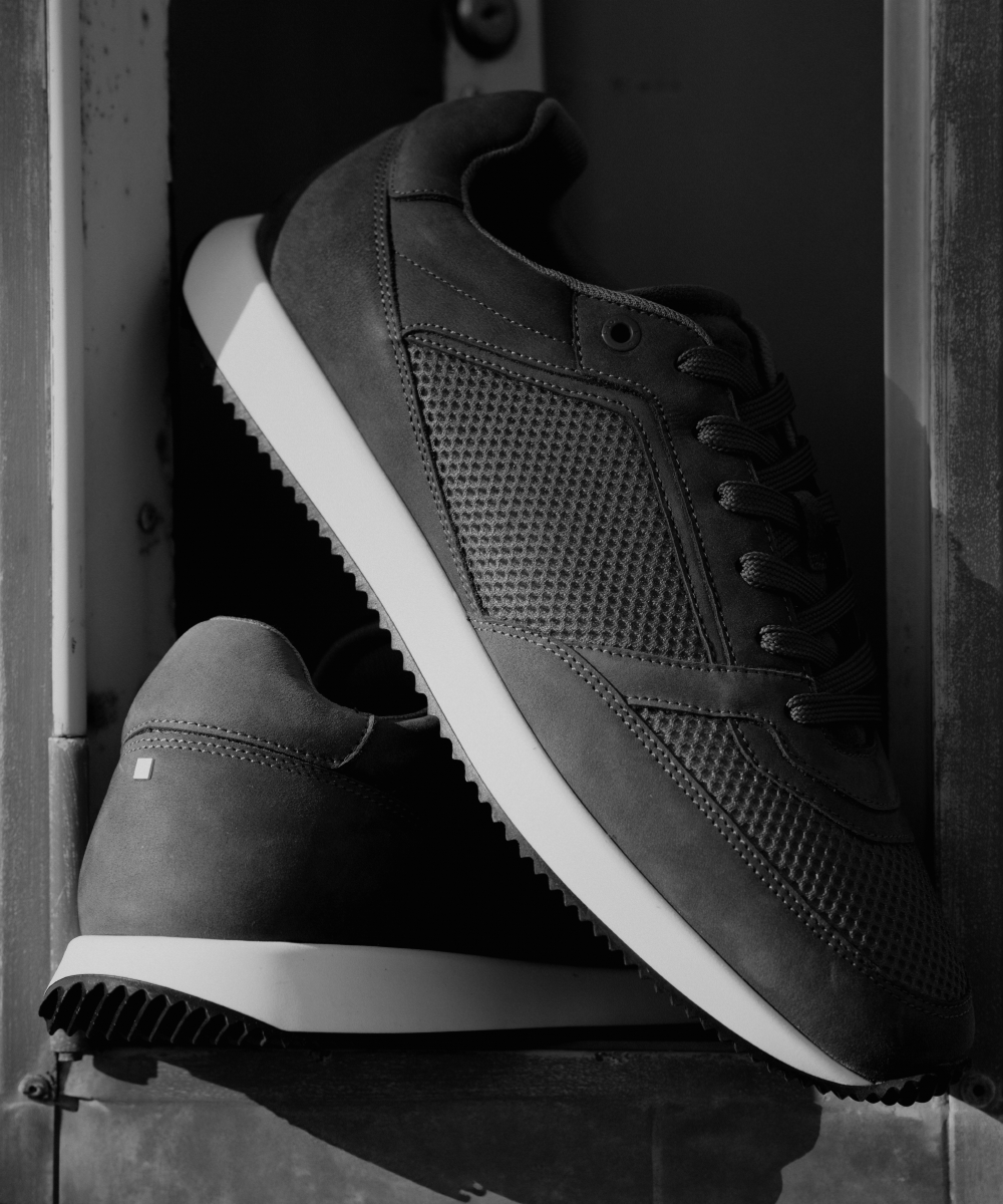 RS 01 Lightweight Anthracite