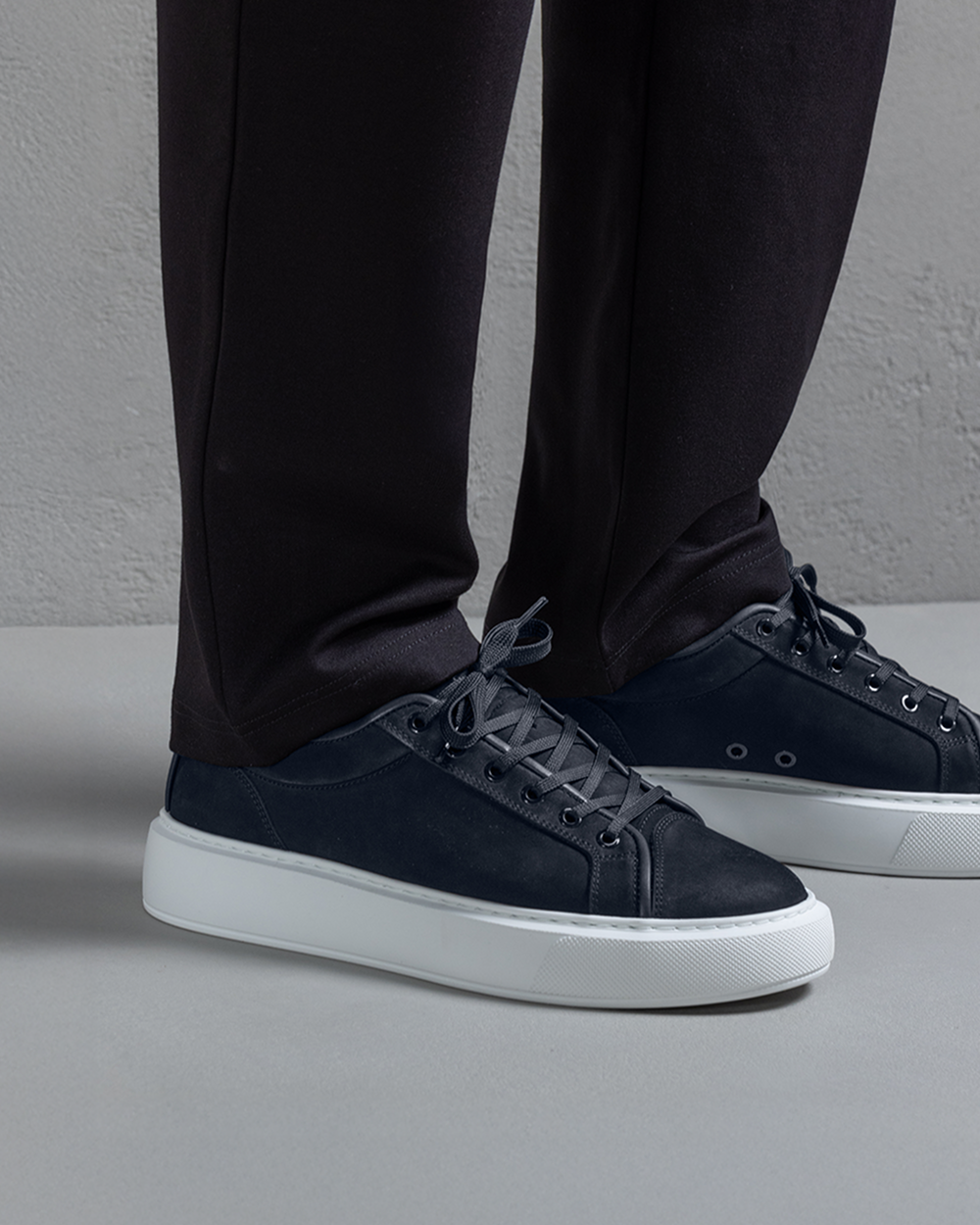 LT 01 Shades Platform Blueberry