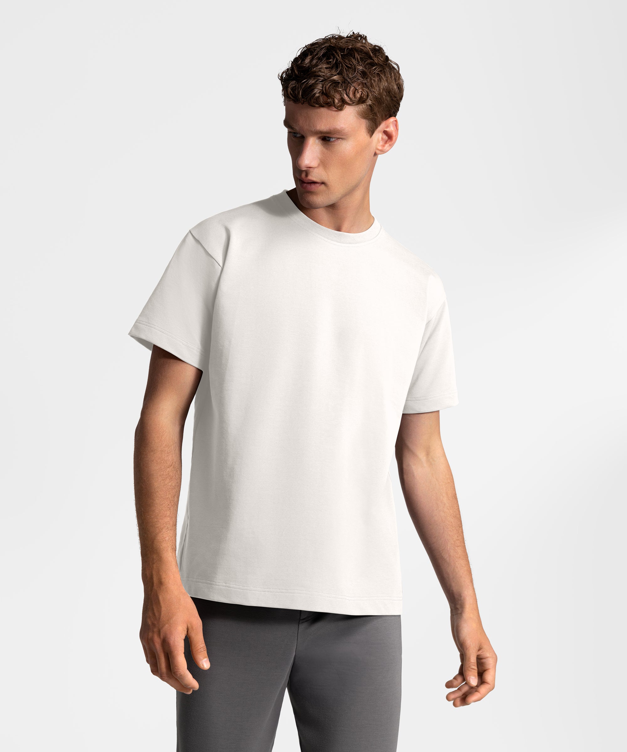 TS 01 Essence Regular Heavyweight Off White 2.0 – bílé tričko ze strečové bavlny, foto 3