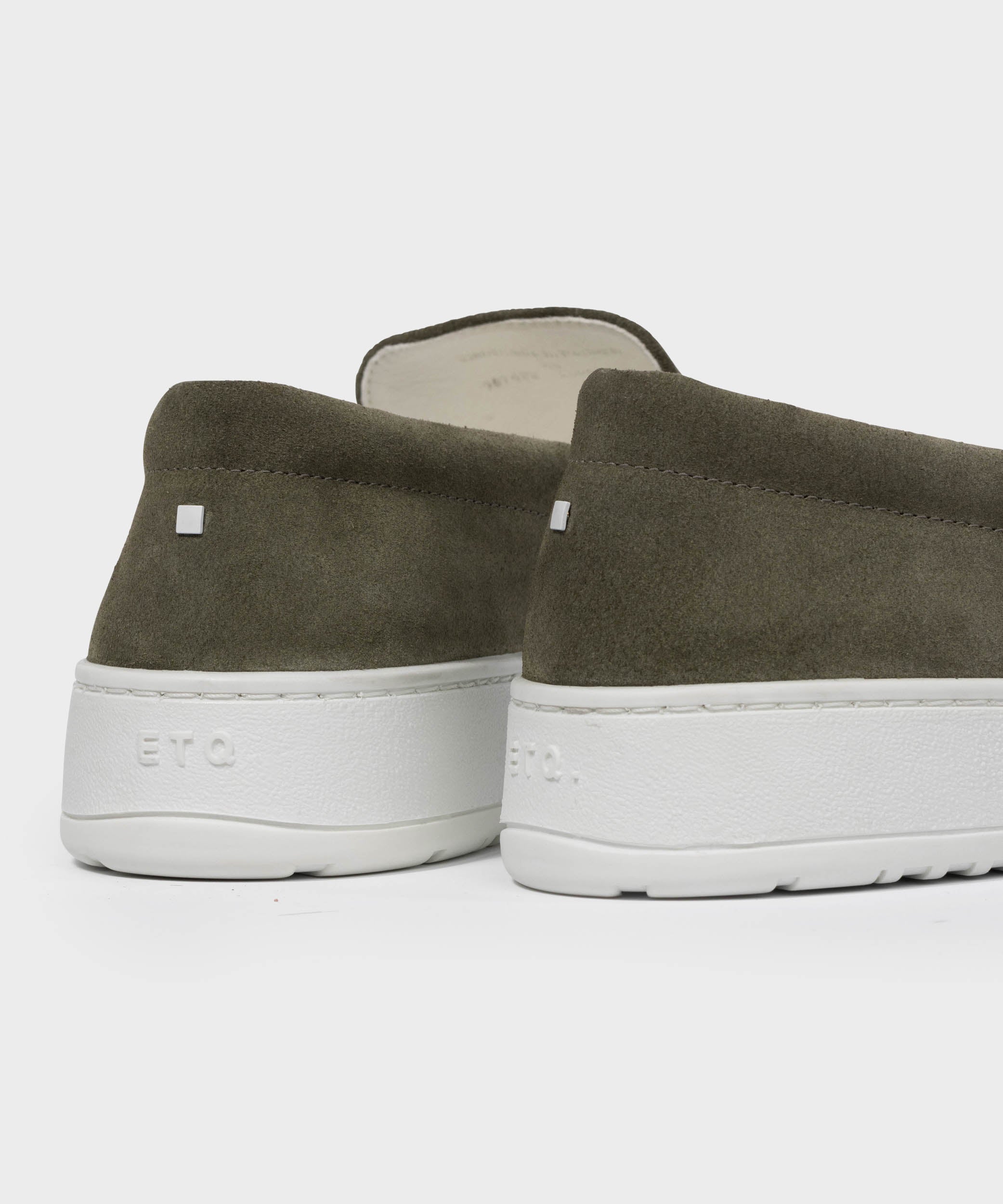 LS 01 Suede Vetiver Green