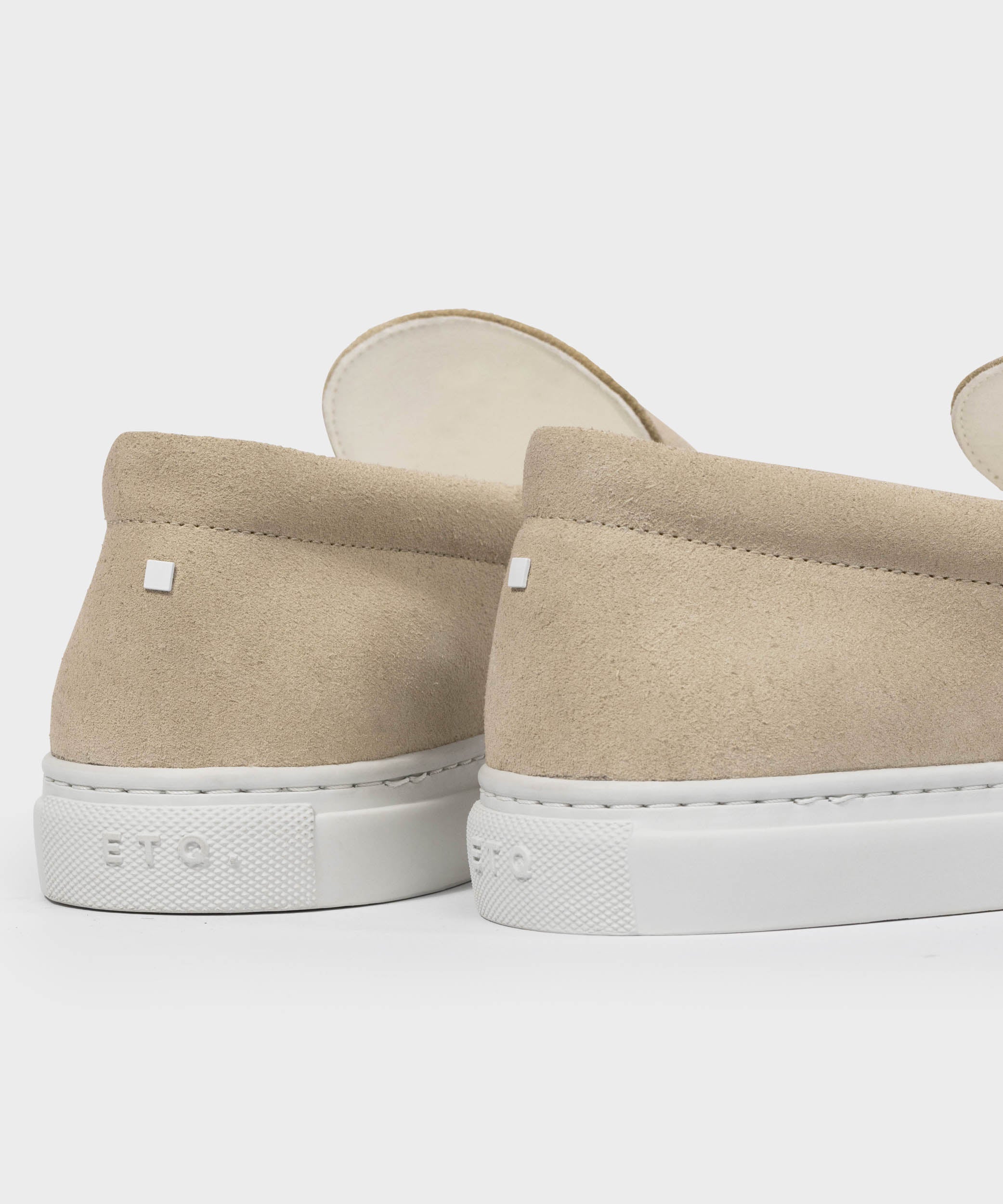 LS 02 Suede Sand