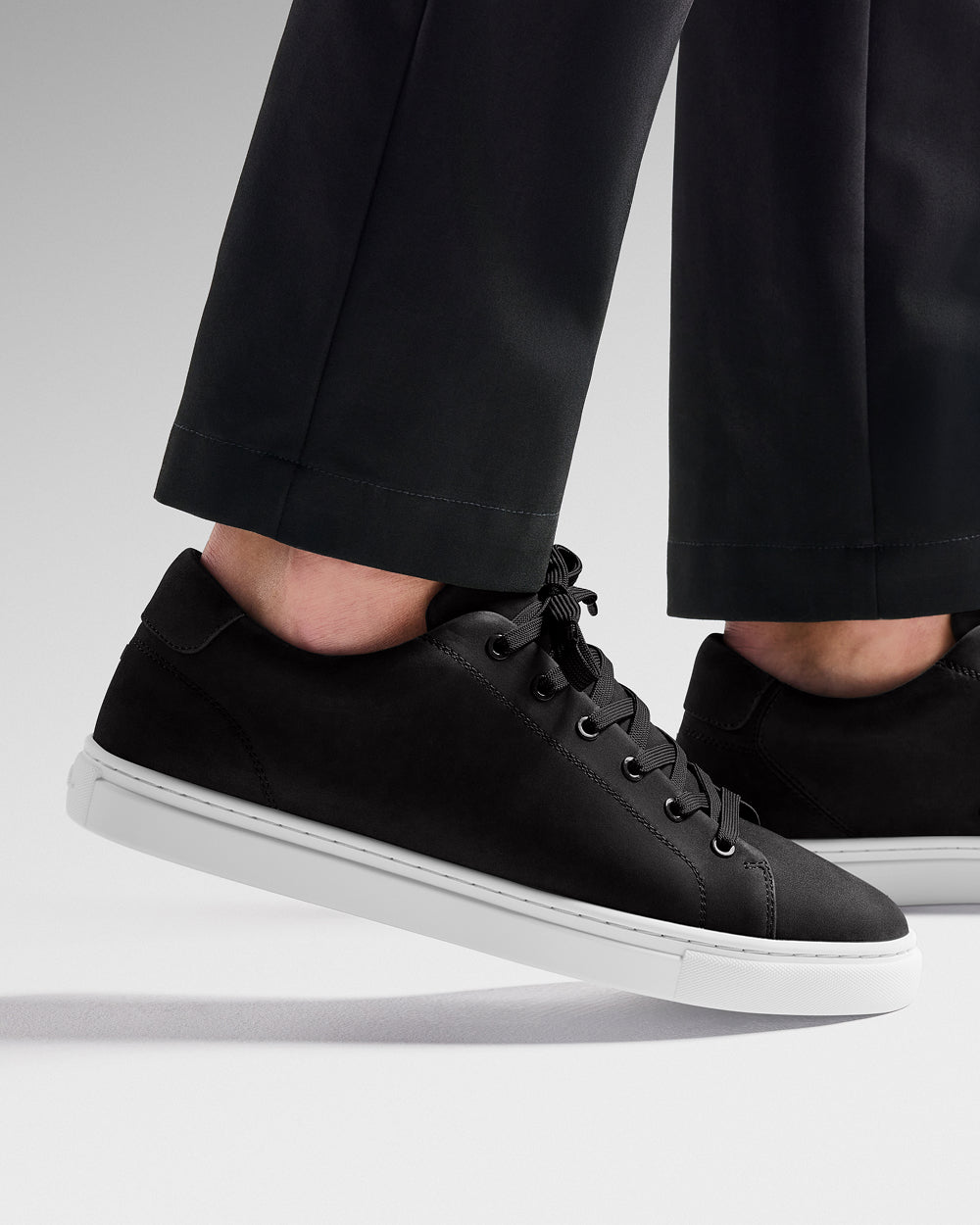 LT 01 Court Lite Nubuck Jet Black