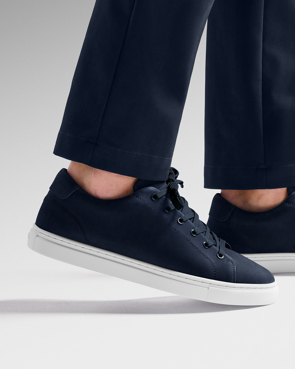 LT 01 Court Lite Nubuck Blueberry