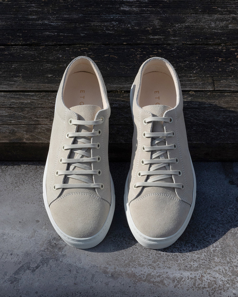 LT 01 Premium Suede White Sand