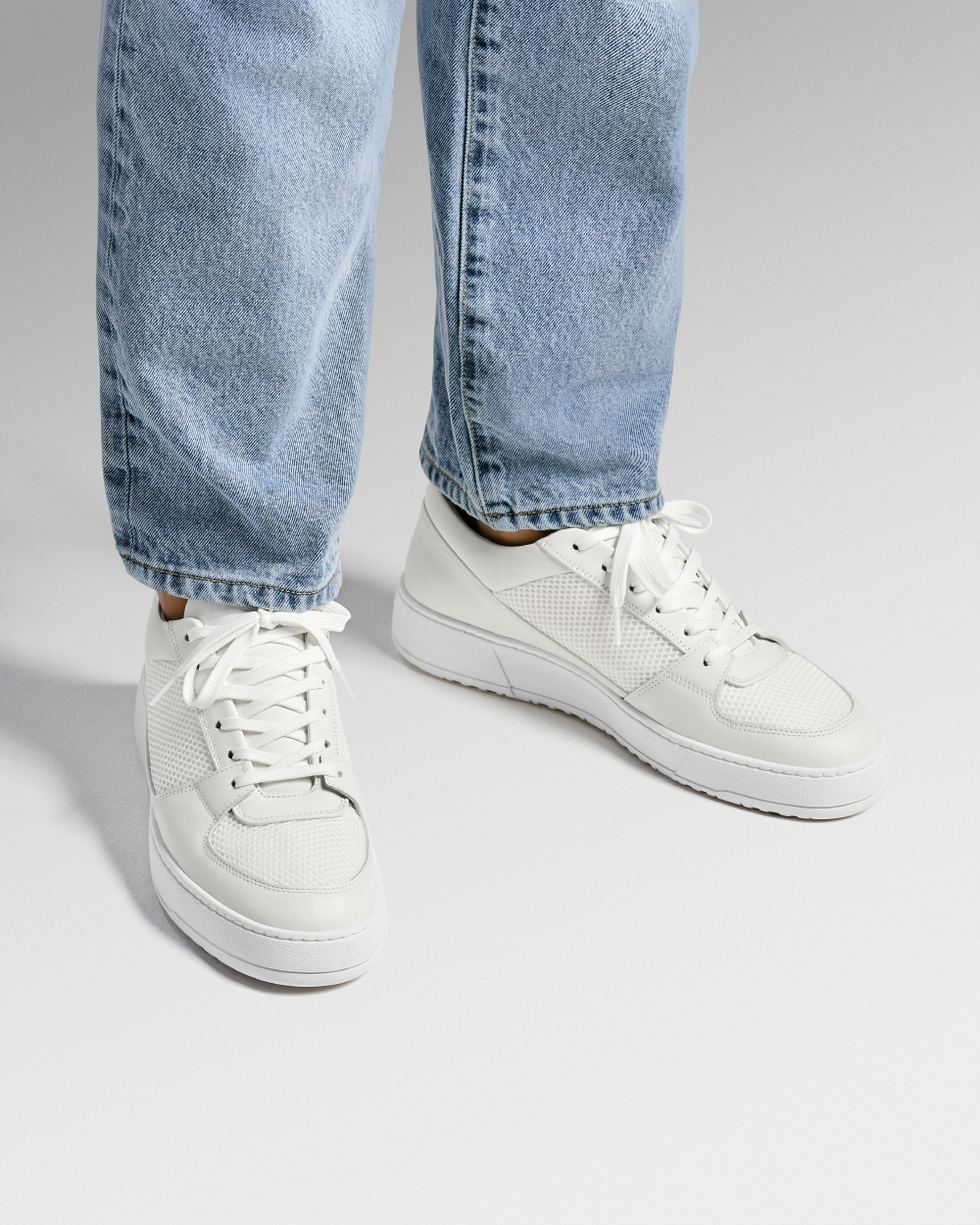 LT 03 Premium Nappa / Mesh White