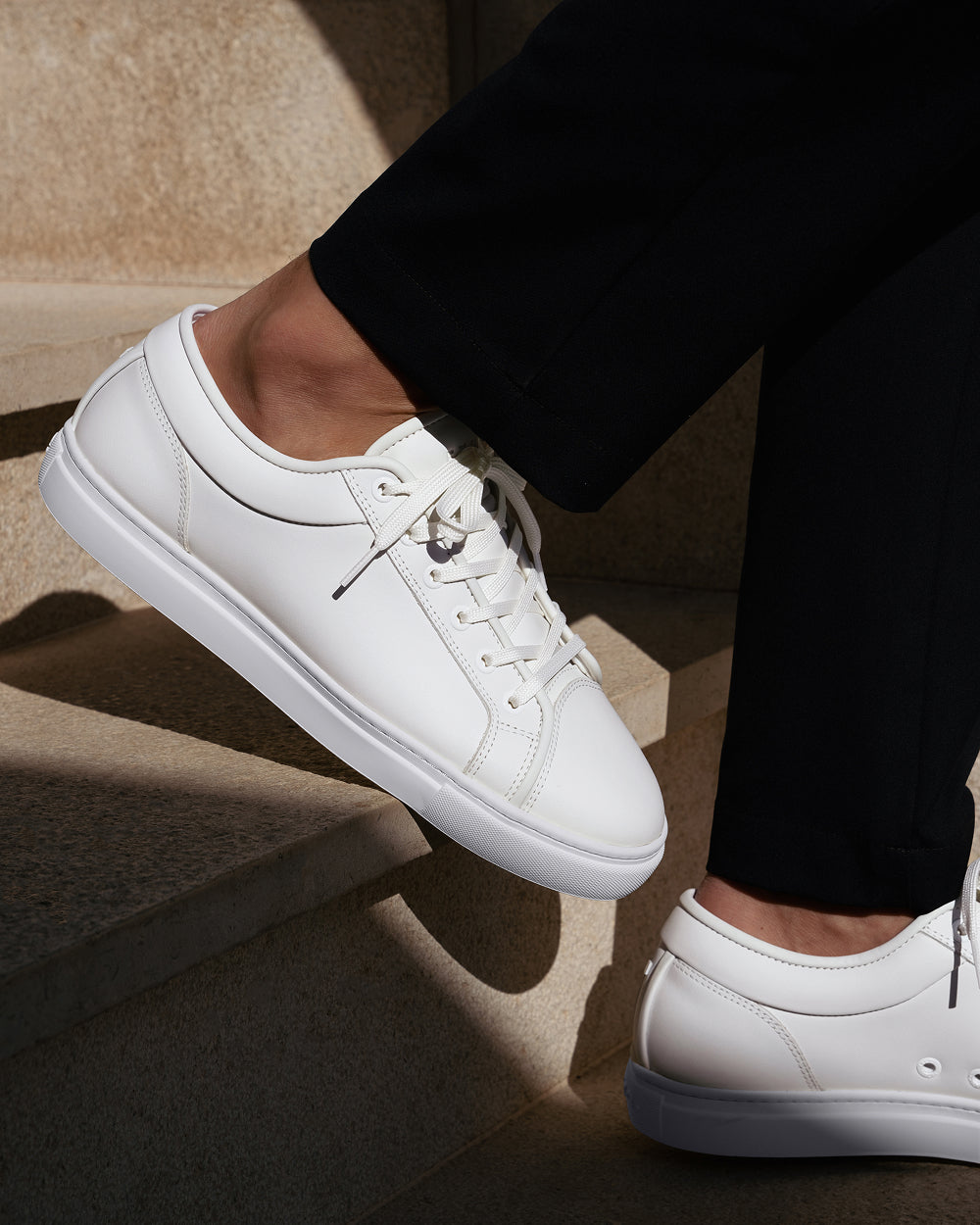 LT 01 Essence White