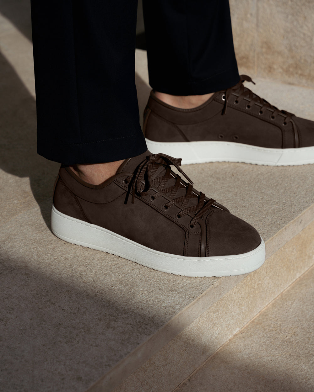 LT 01 Shades Nubuck Chocolate