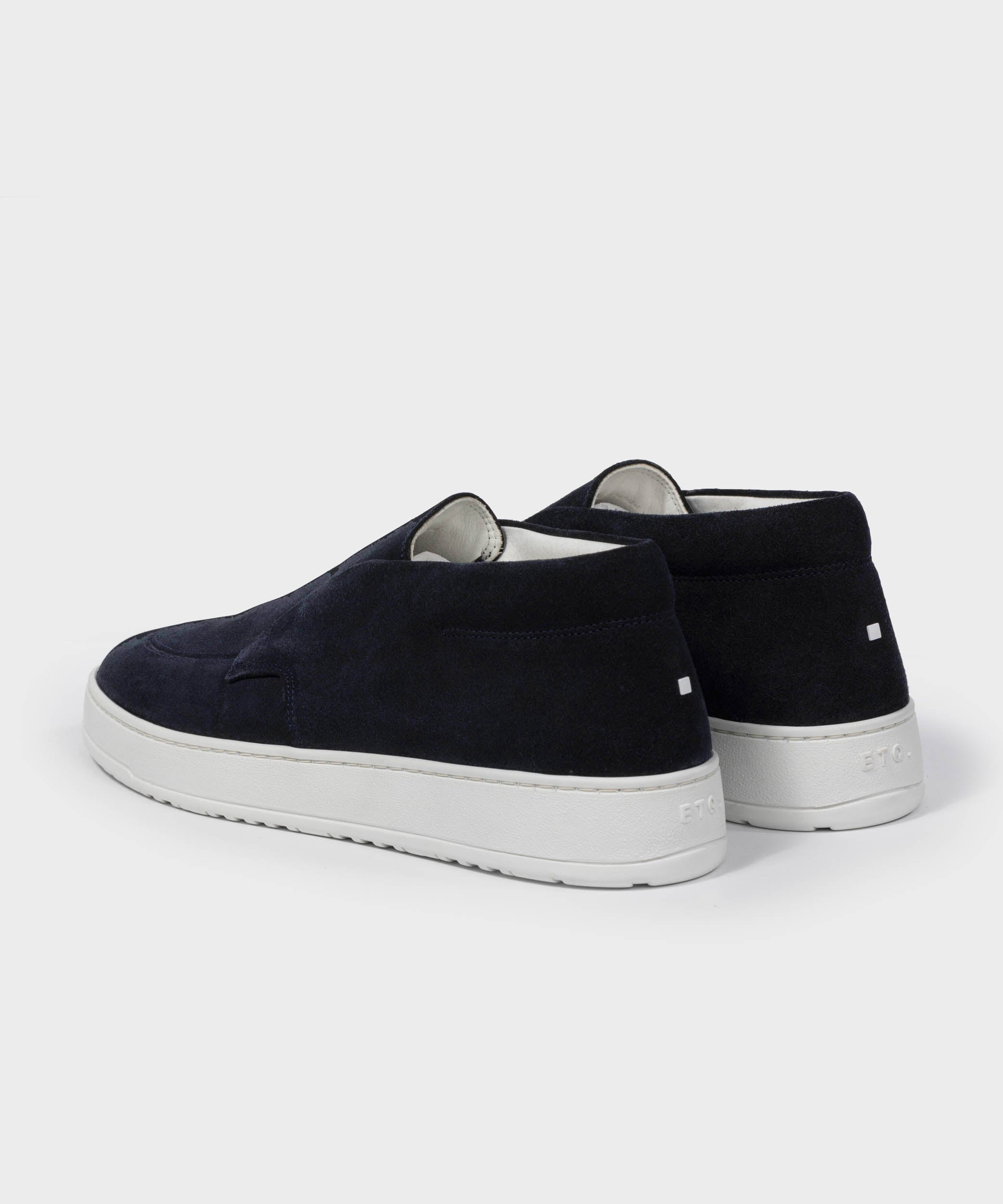 ML 01 Suede Blueberry