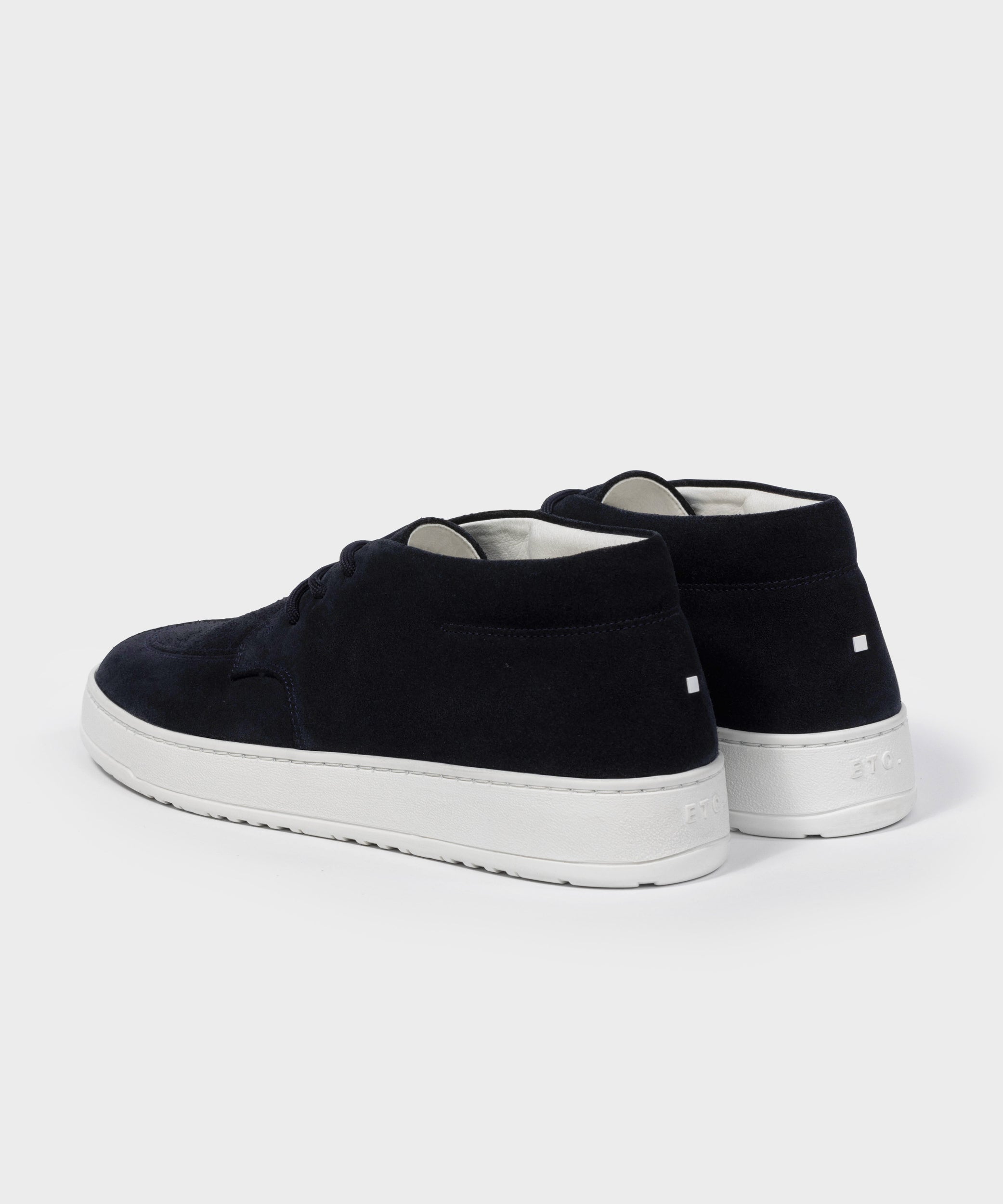 DB 01 Suede Blueberry