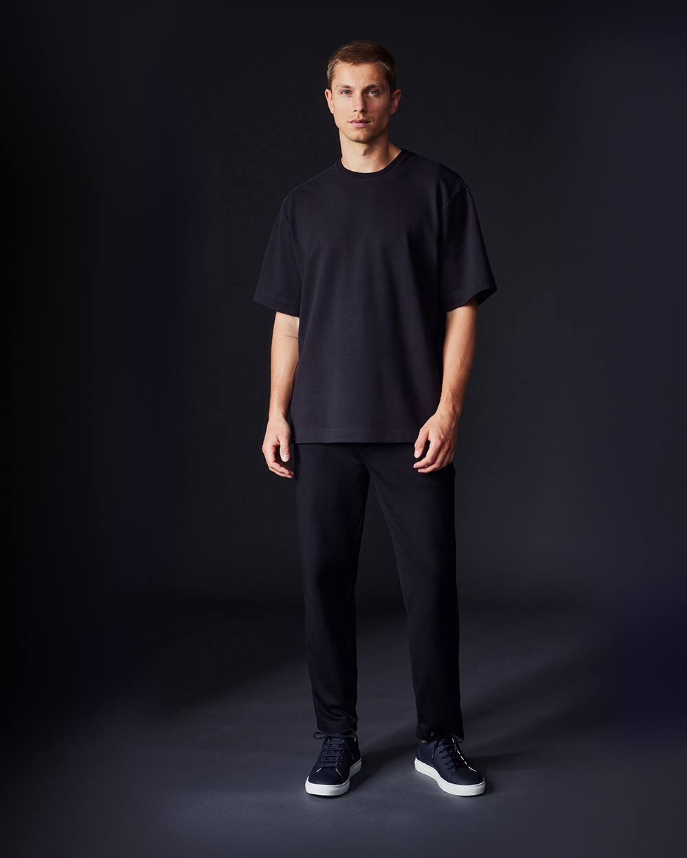 TS 01 Essence Oversized Black