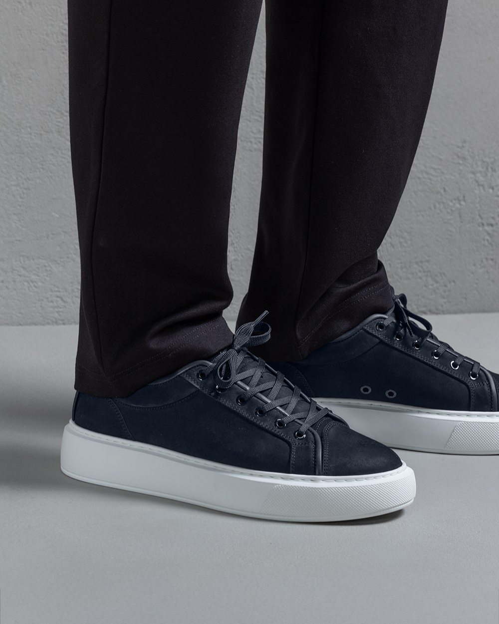 LT 01 Shades Platform Blueberry