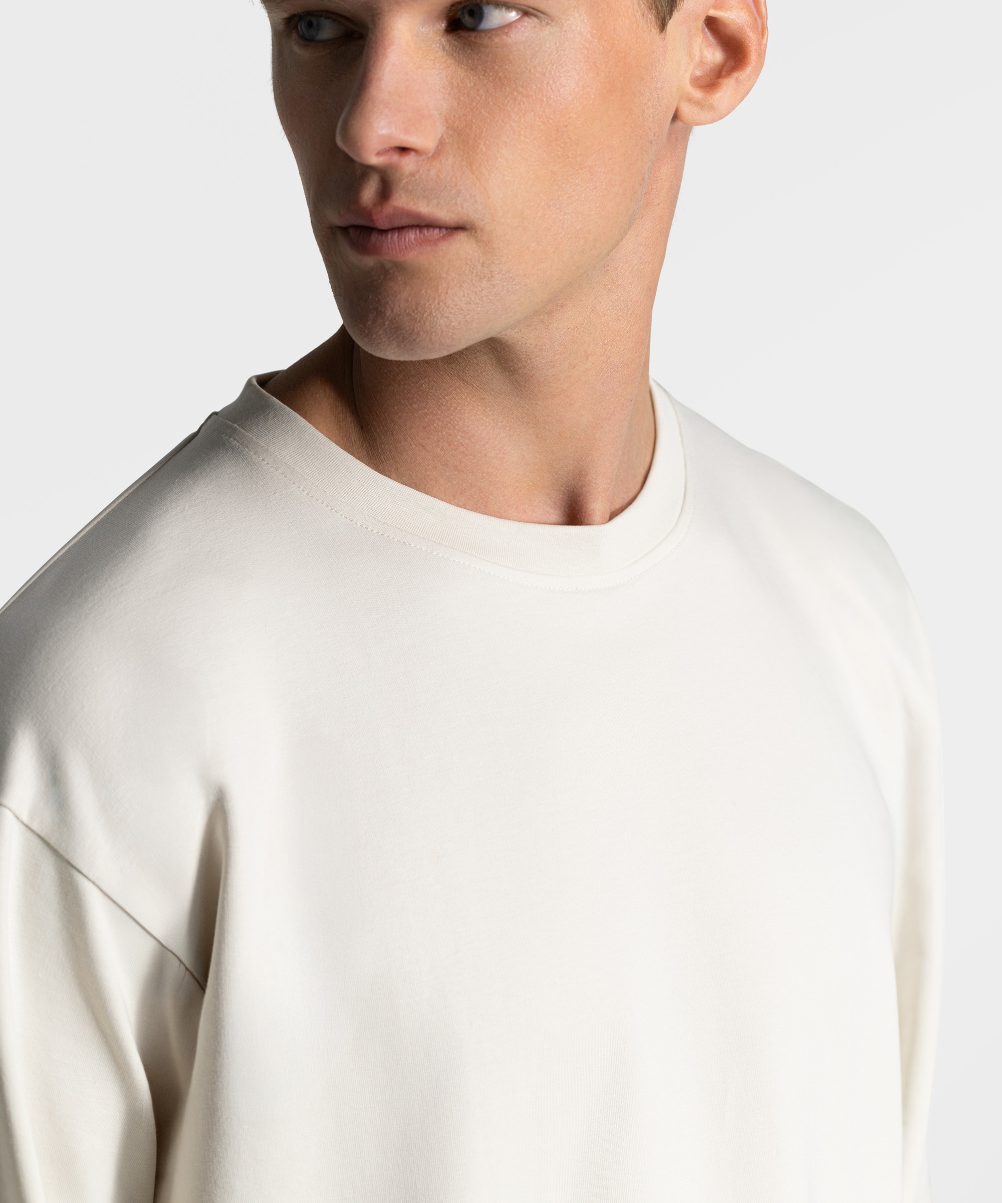 TS 01 Essence Oversized Heavyweight Off-White 2.0