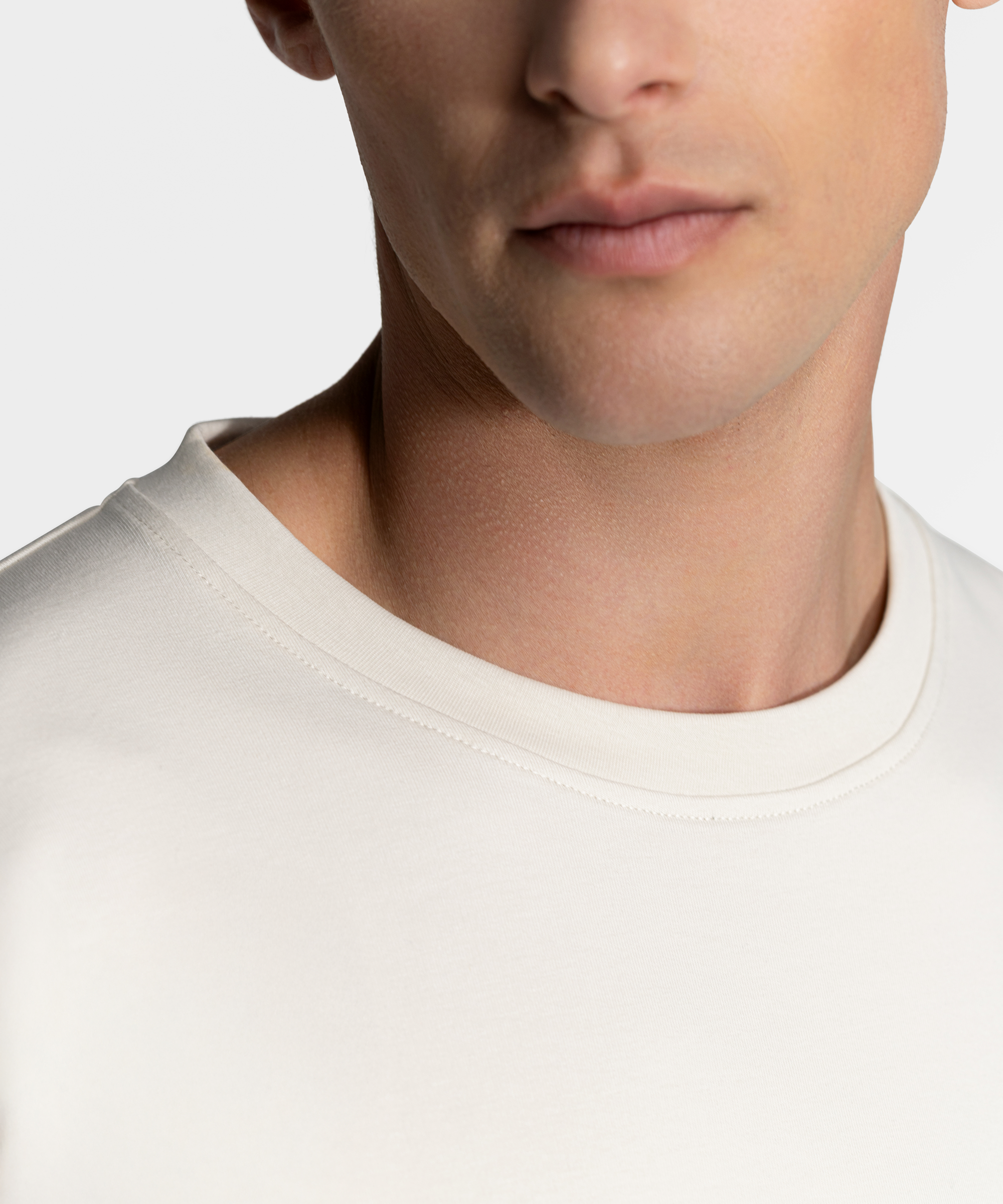 TS 01 Essence Regular Heavyweight Off-White 2.0