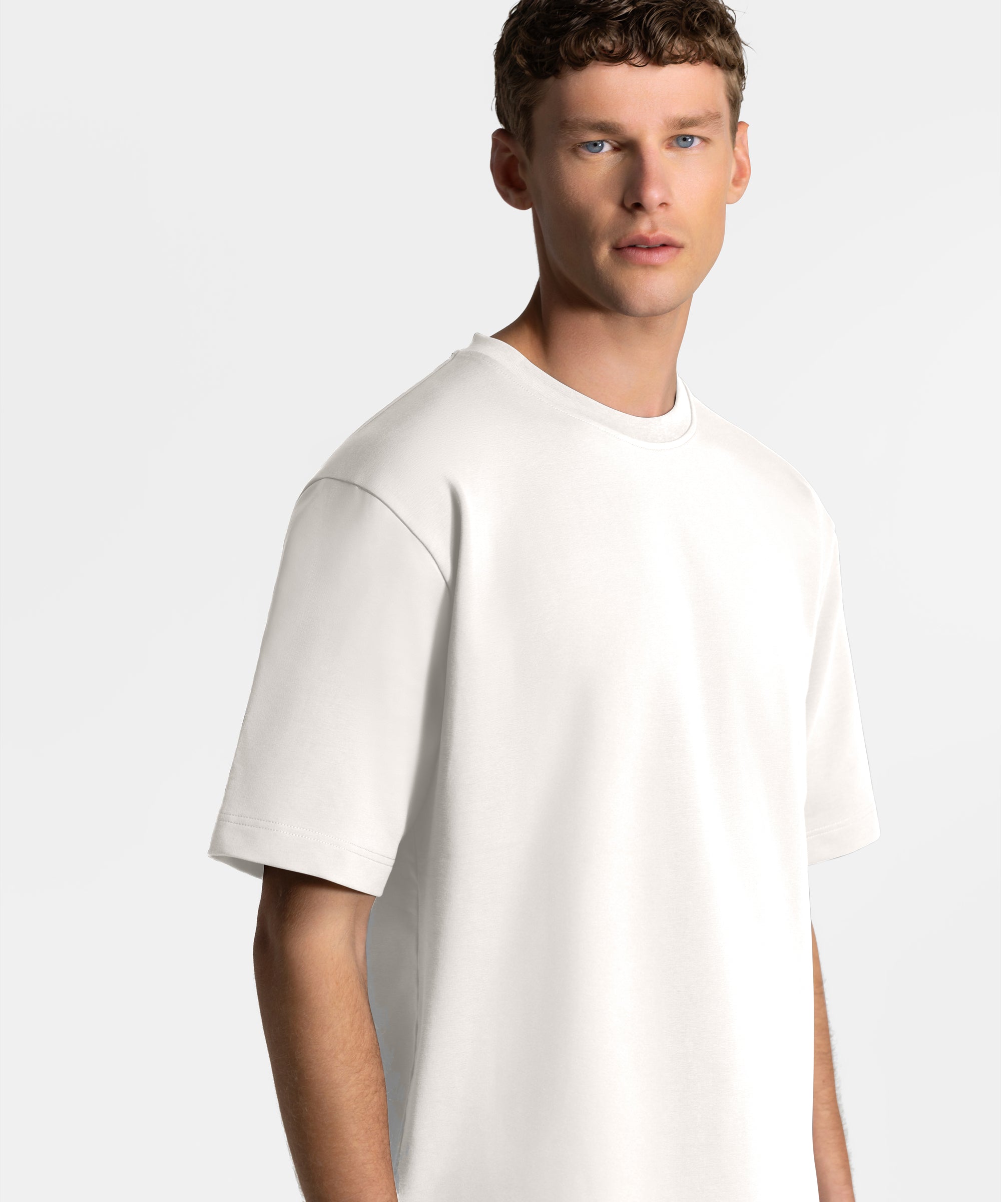 TS 01 Essence Oversized Heavyweight Off White 2.0 – bílé tričko ze strečové bavlny