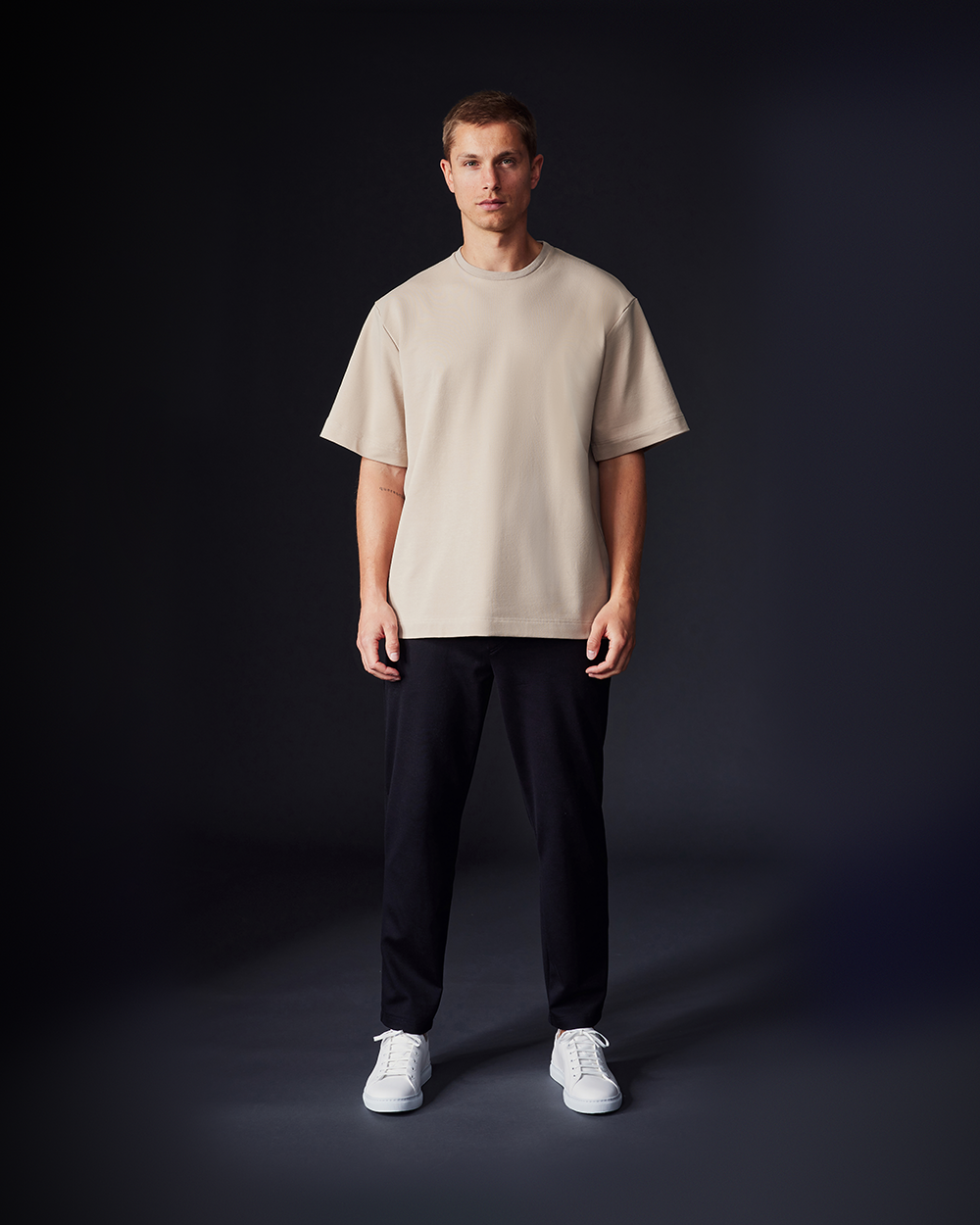 TS 01 Essence Oversized Dark Sand
