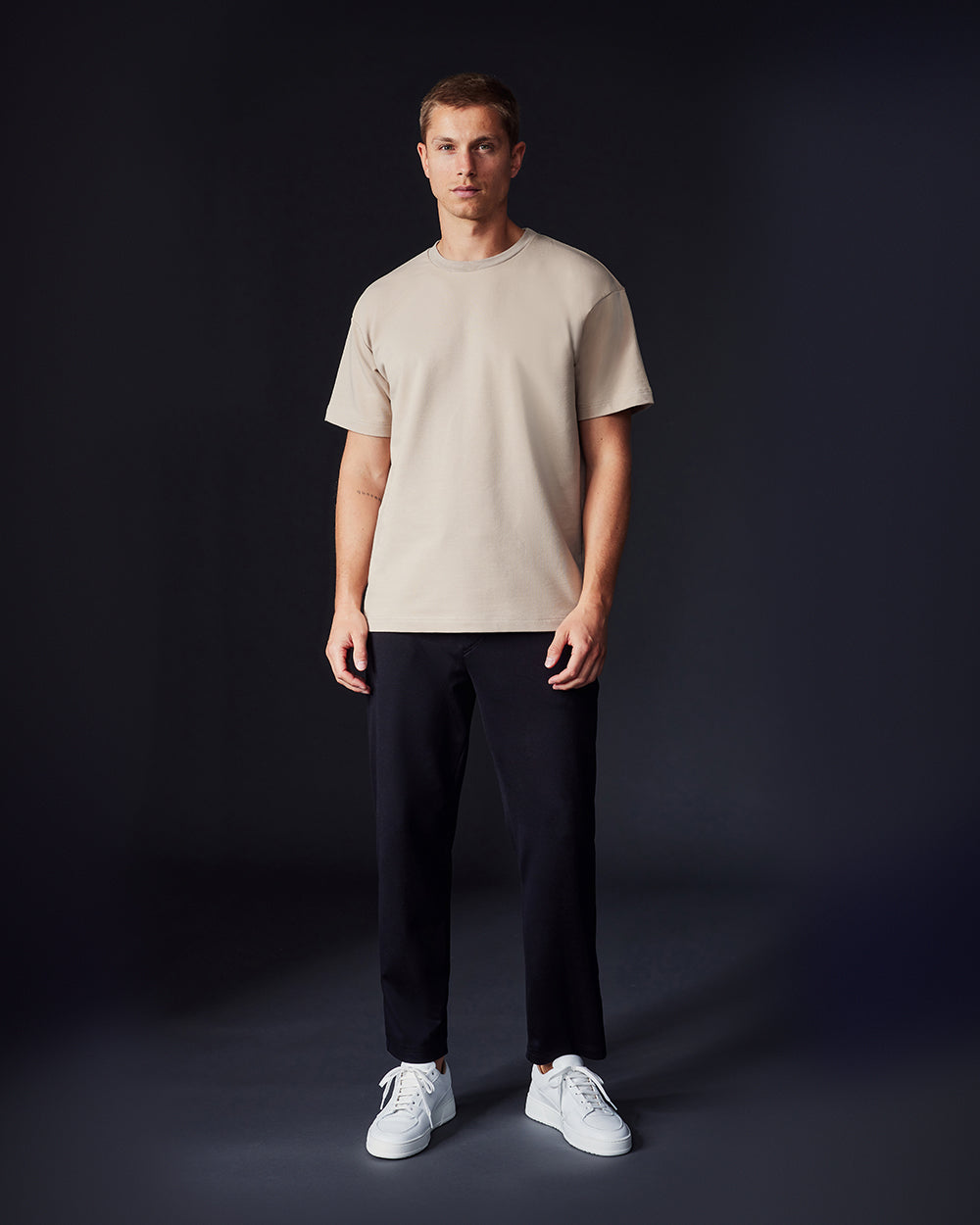 TS 01 Essence Regular Dark Sand