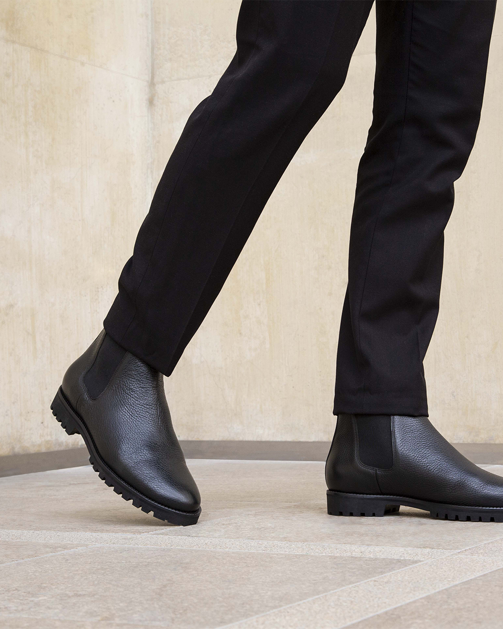 CB 01 Rugged All Black