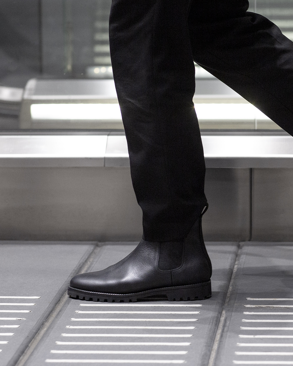 CB 01 Rugged All Black