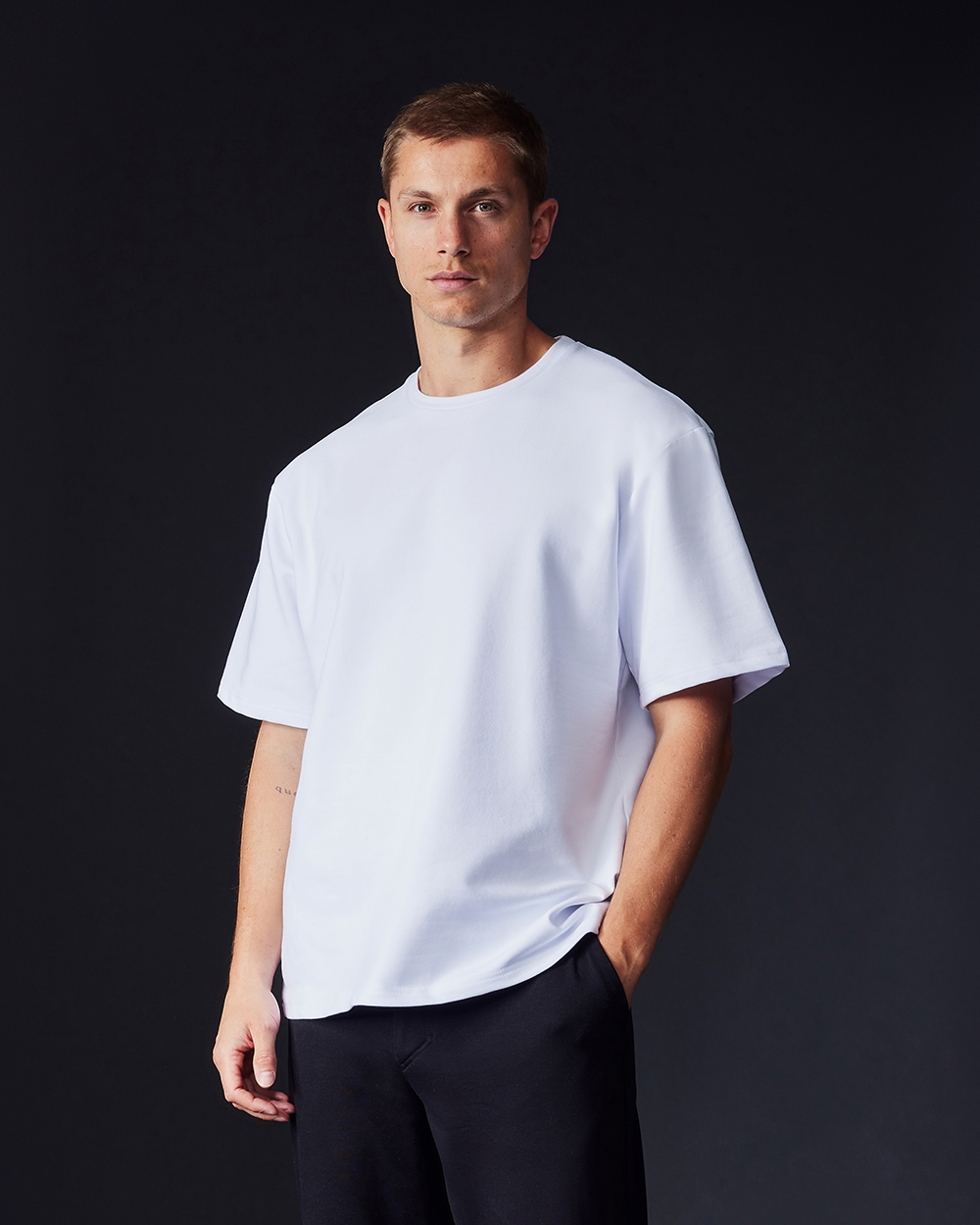 TS 01 Essence Oversized White