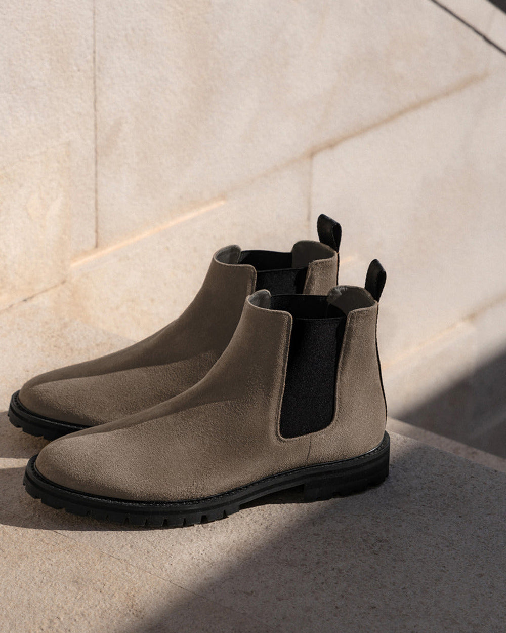 CB 01 Rugged Suede Desert Taupe – Chelsea boots in taupe suede, photo 3
