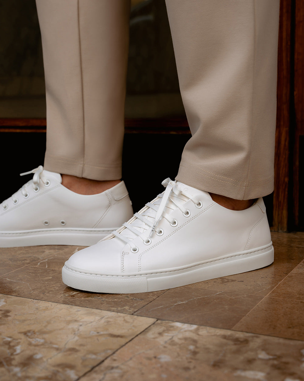 LT 01 Court Lite Premium Nappa White – sneakers in white nappa leather, photo 5