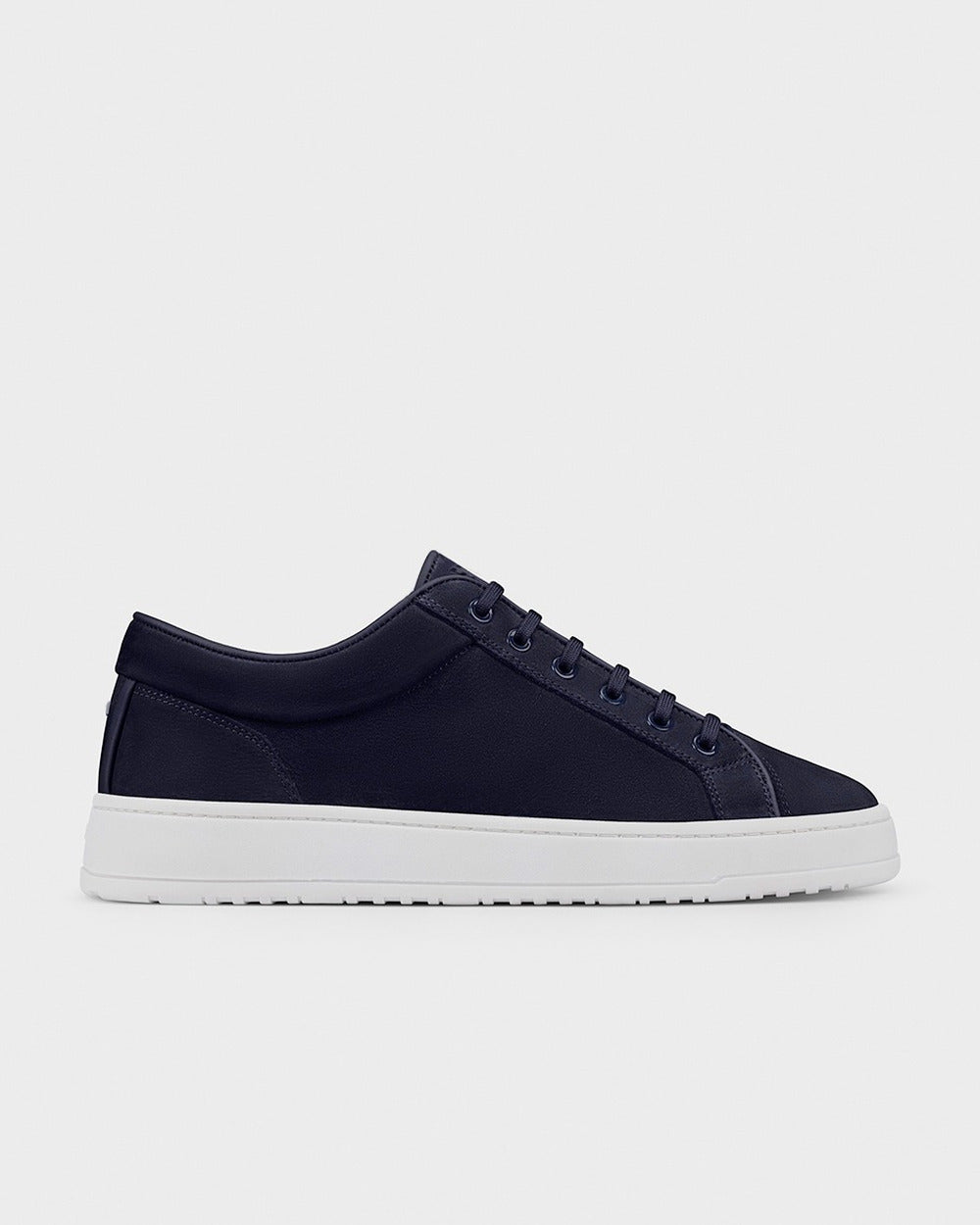 LT 01 Shades Nubuck Blueberry – sneakers in blue nubuck leather