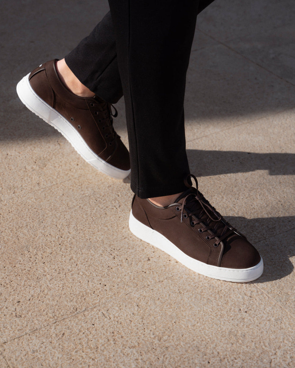 LT 01 Shades Nubuck Chocolate – sneakers in brown nubuck leather, photo 4
