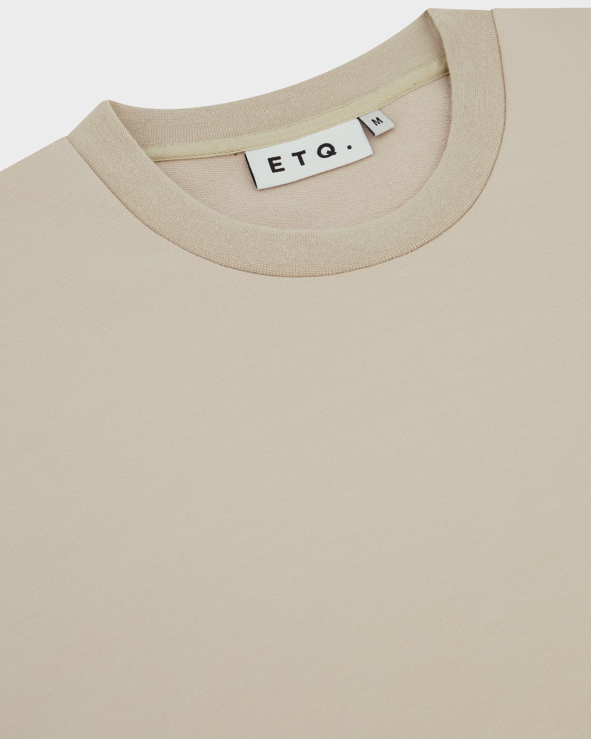 TS 01 Essence Regular Dark Sand